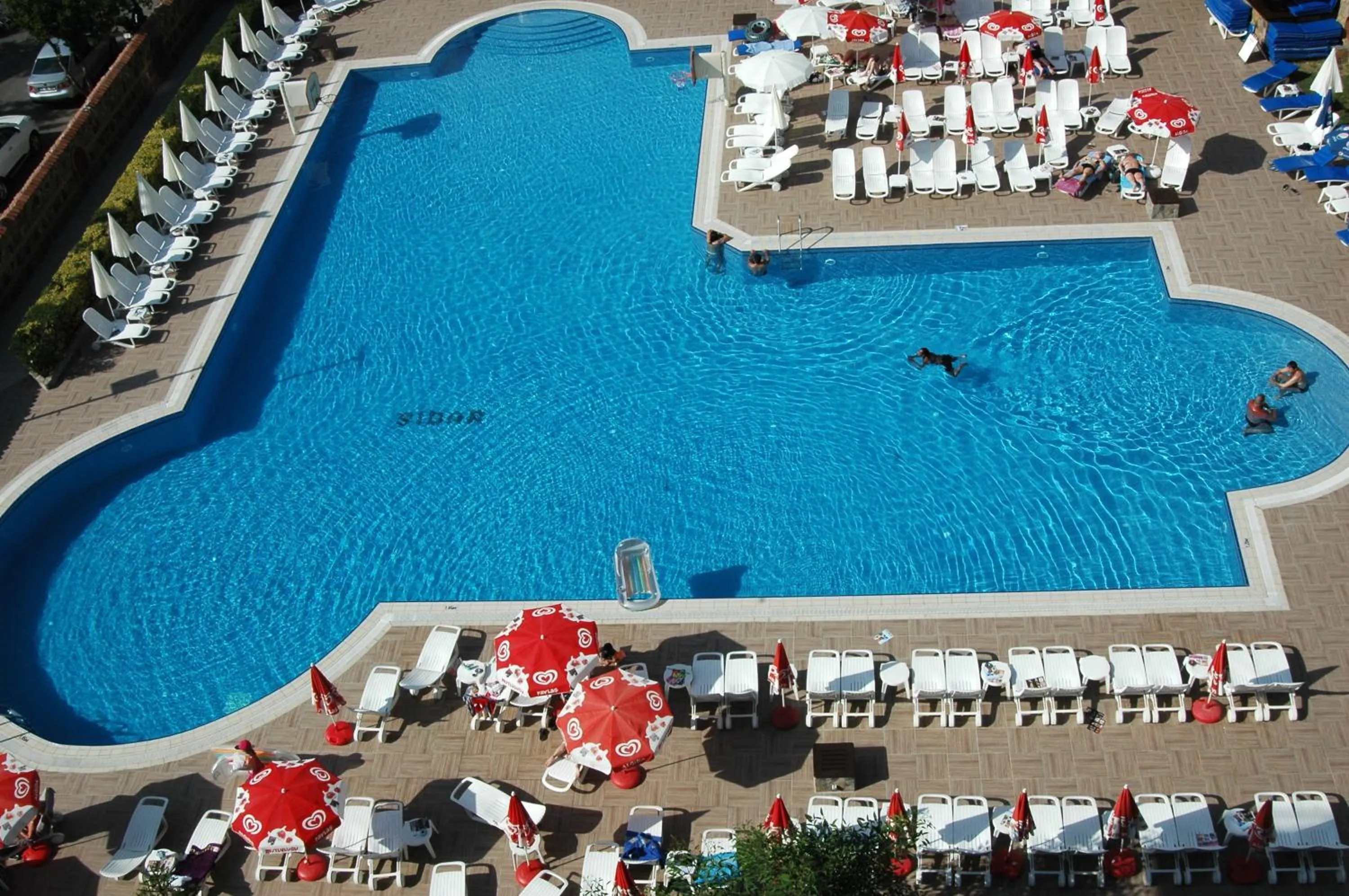 Swimming pool in Club Sidar Apart Hotel