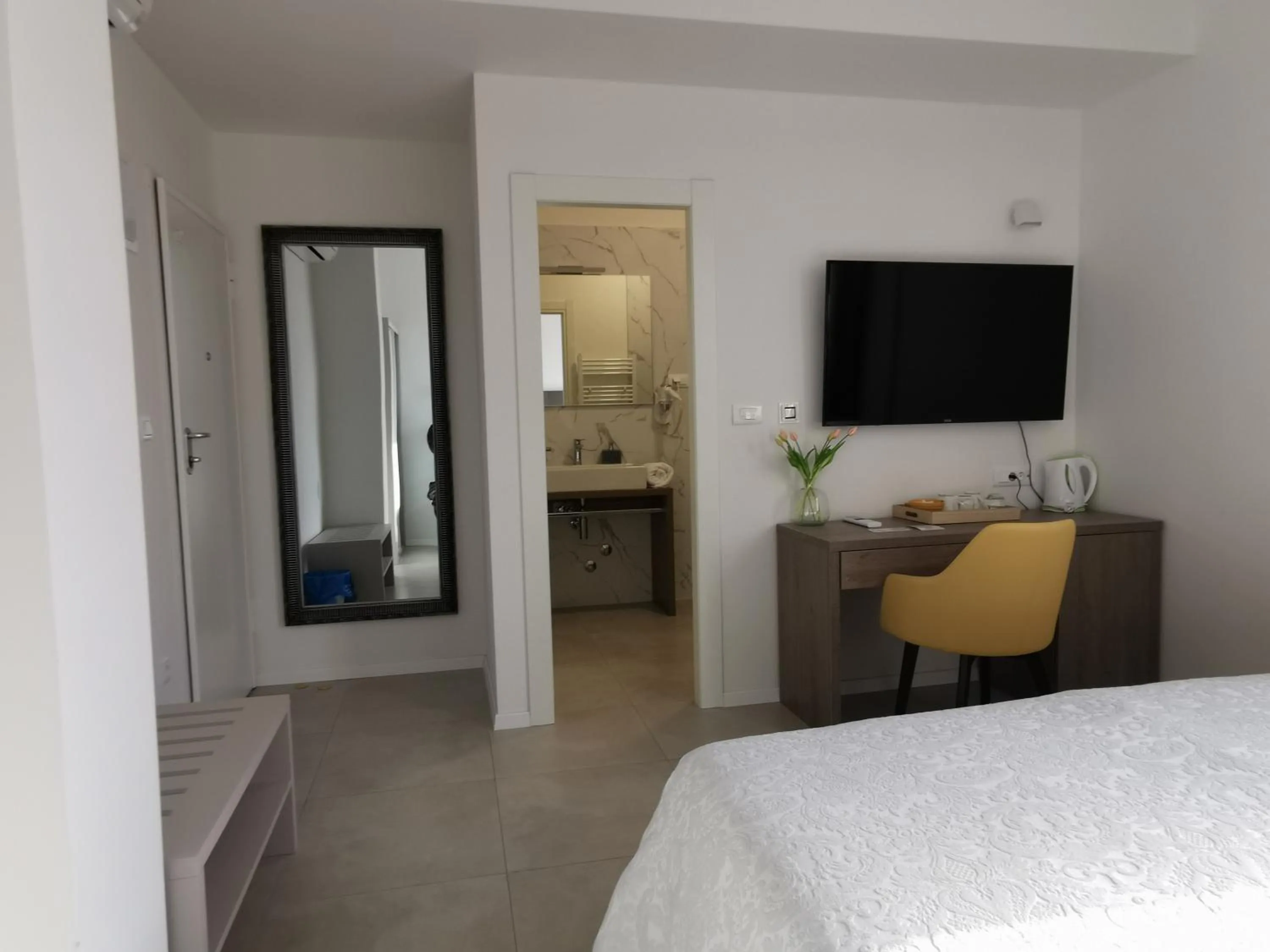 Bed in Luxury Rooms Pino