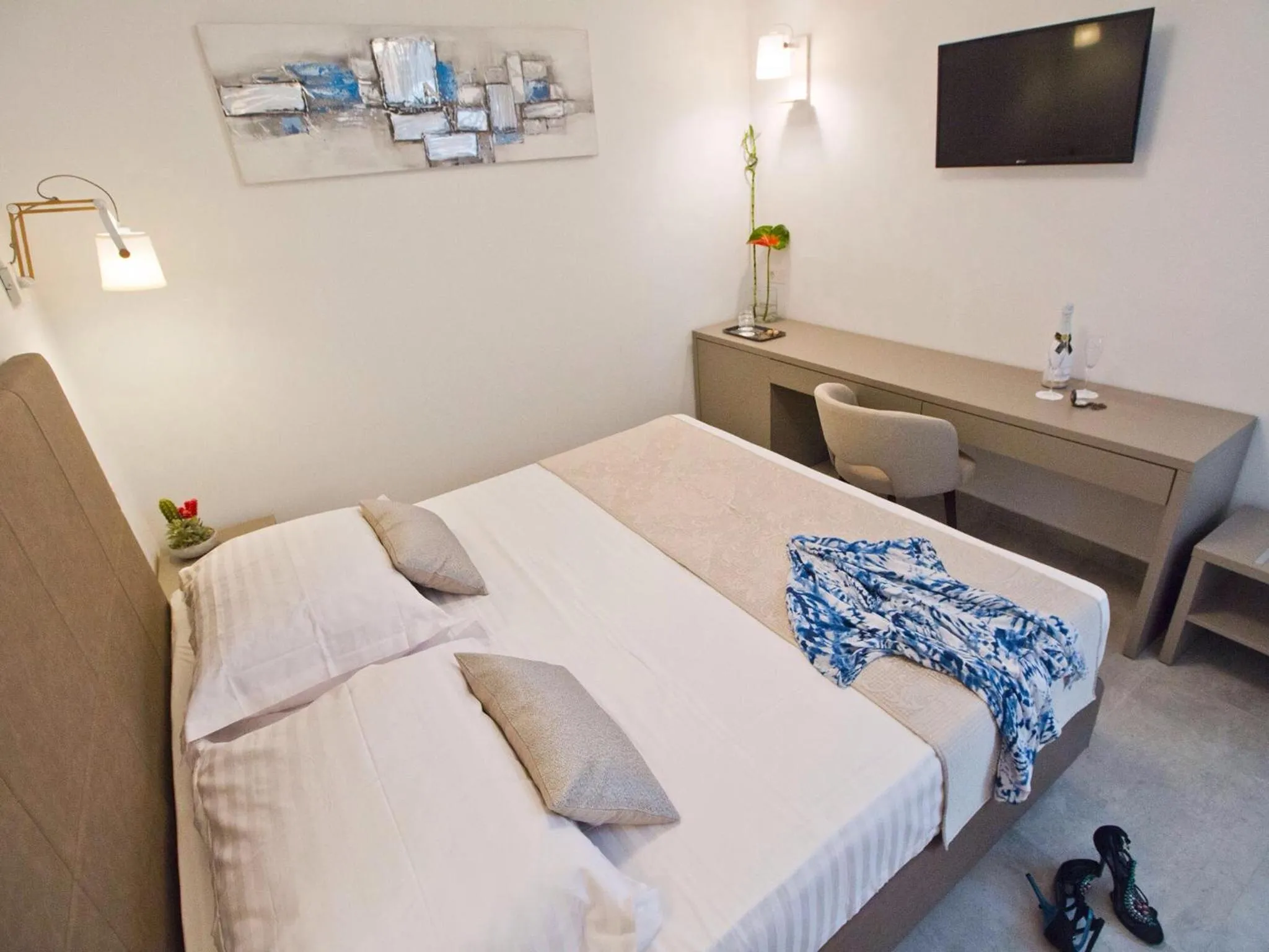 Bed in Luxury Rooms Pino