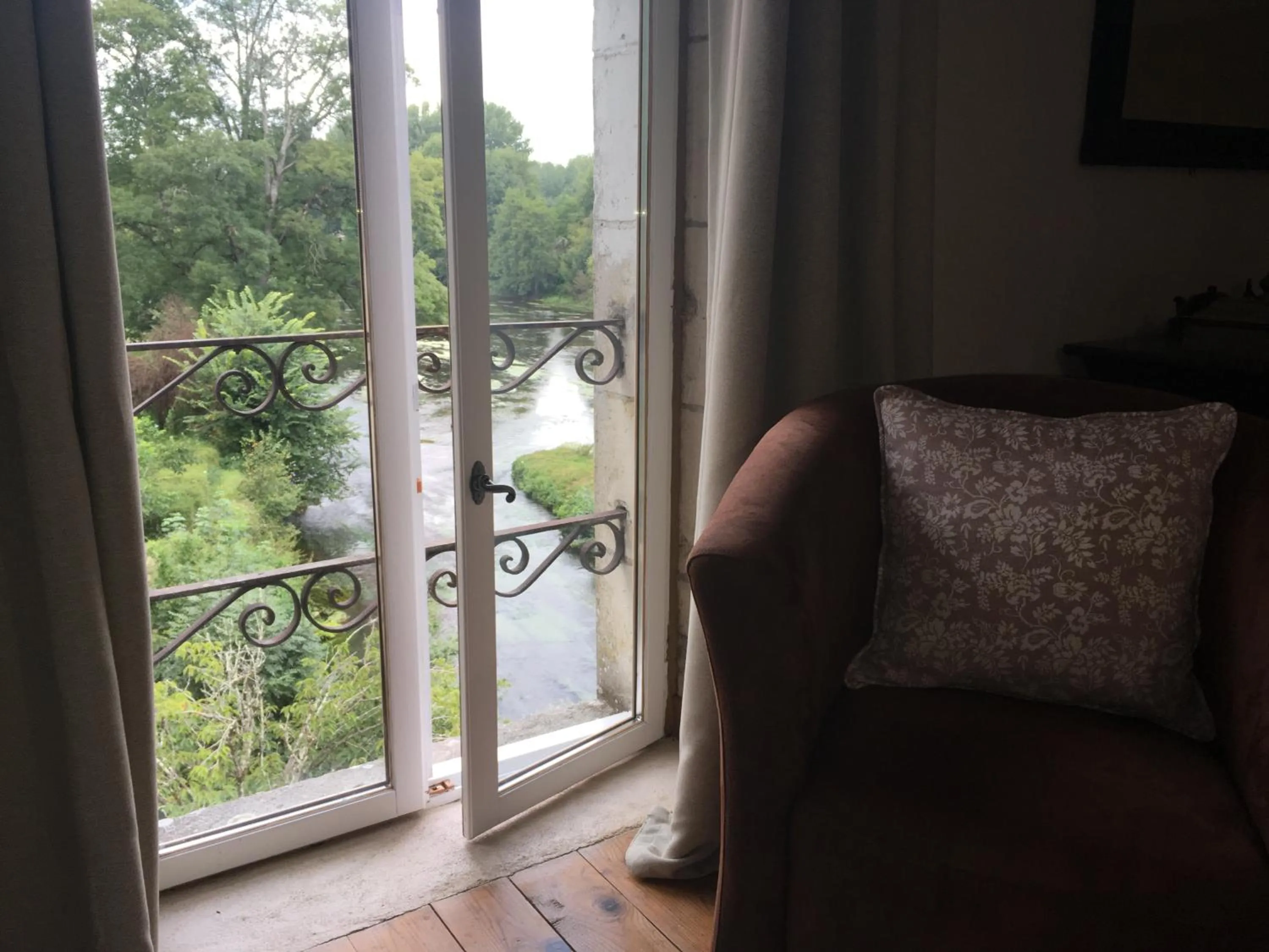 Property building in Le Moulin de Cors