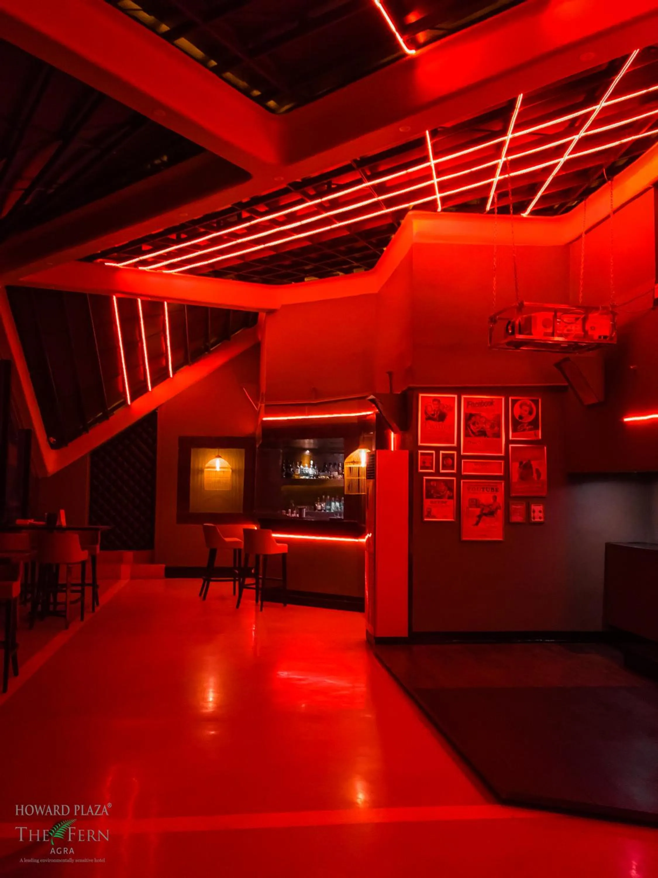 Lounge or bar in Howard Plaza The Fern, Agra