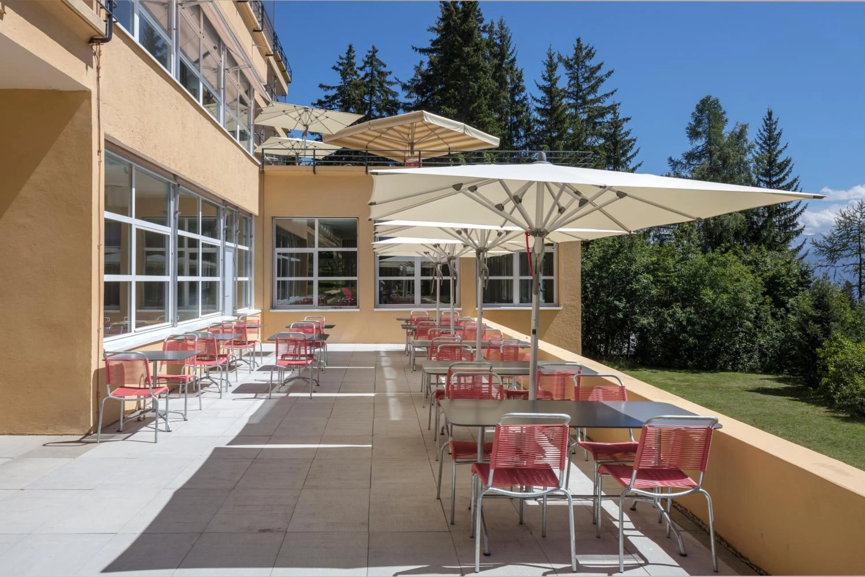 Balcony/Terrace in Crans-Montana Youth Hostel