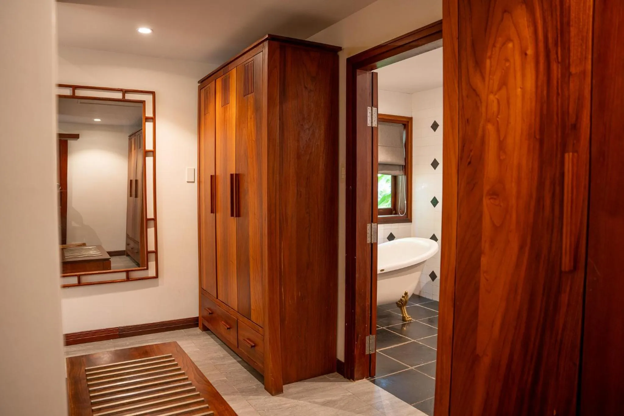 wardrobe, Bed in Allezboo Beach Resort & Spa