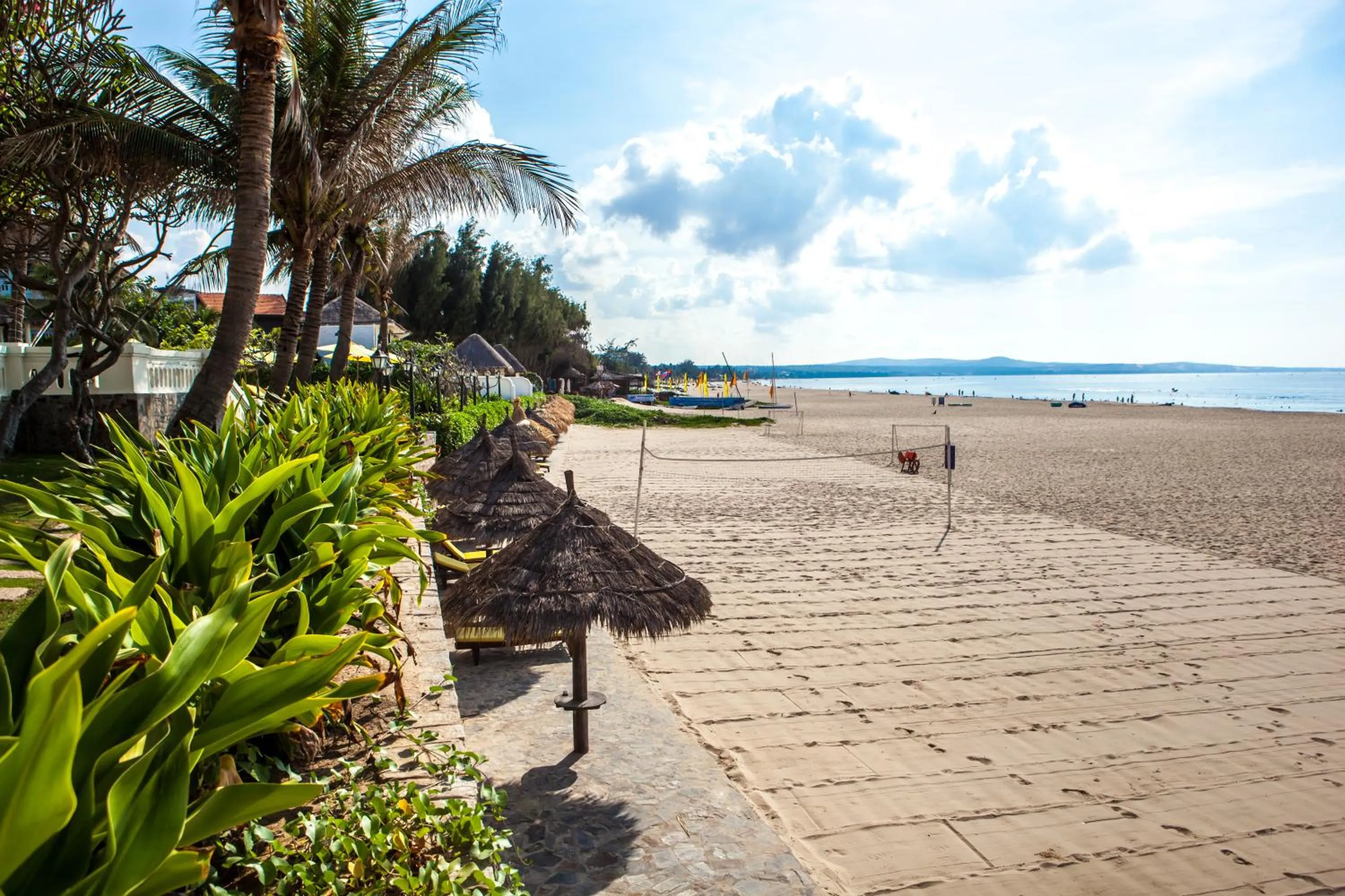 Beach in Allezboo Beach Resort & Spa