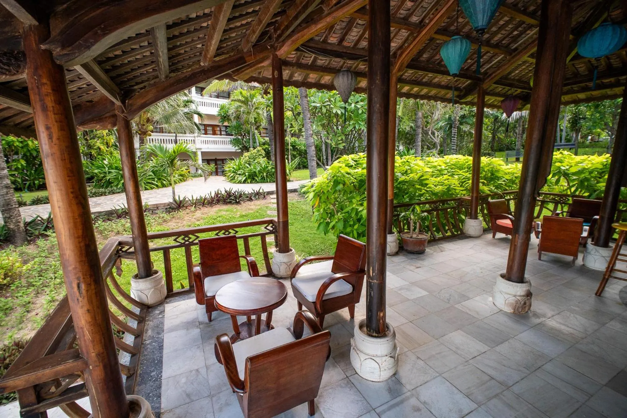 Garden in Allezboo Beach Resort & Spa