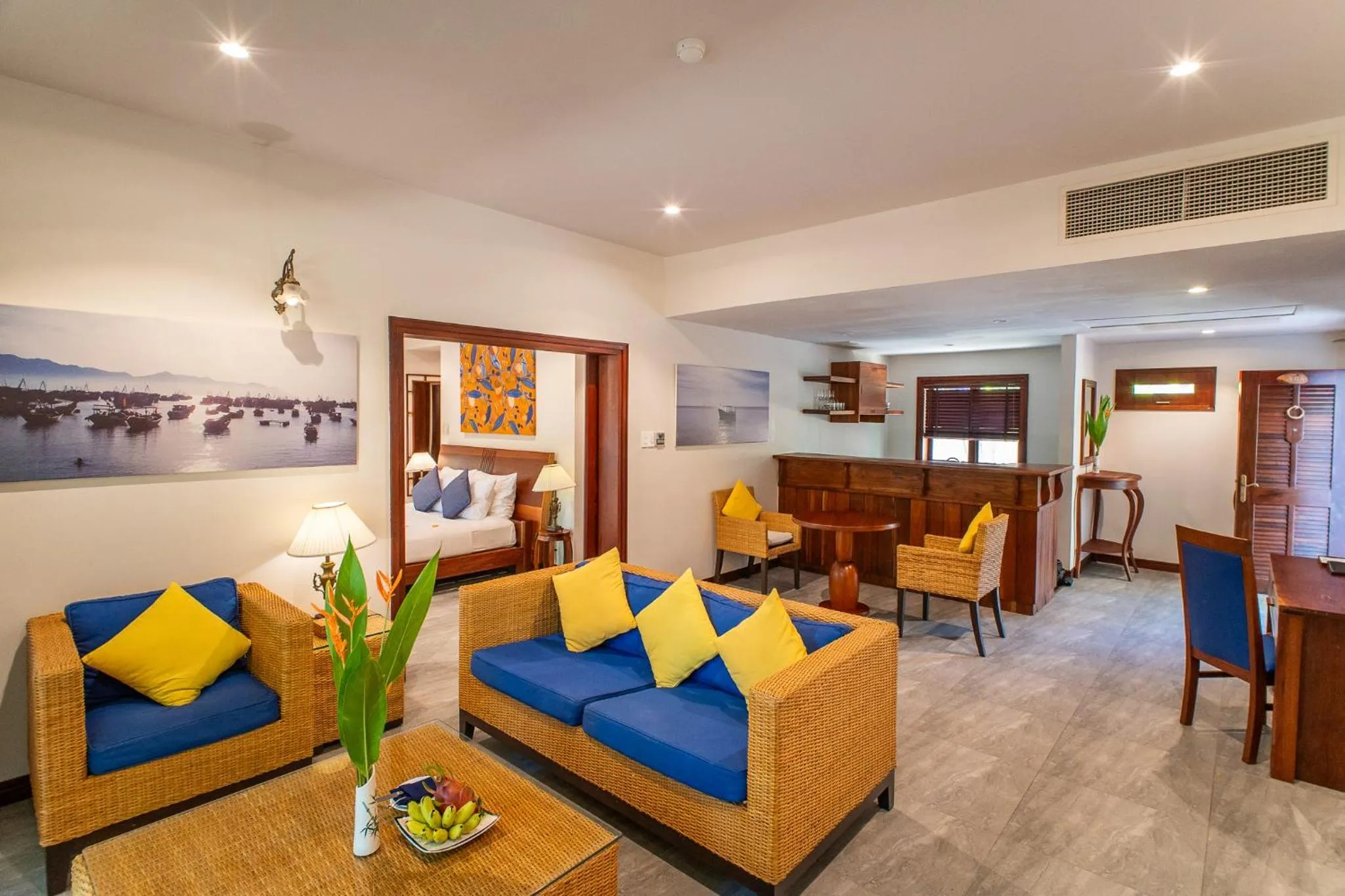 Communal lounge/ TV room in Allezboo Beach Resort & Spa