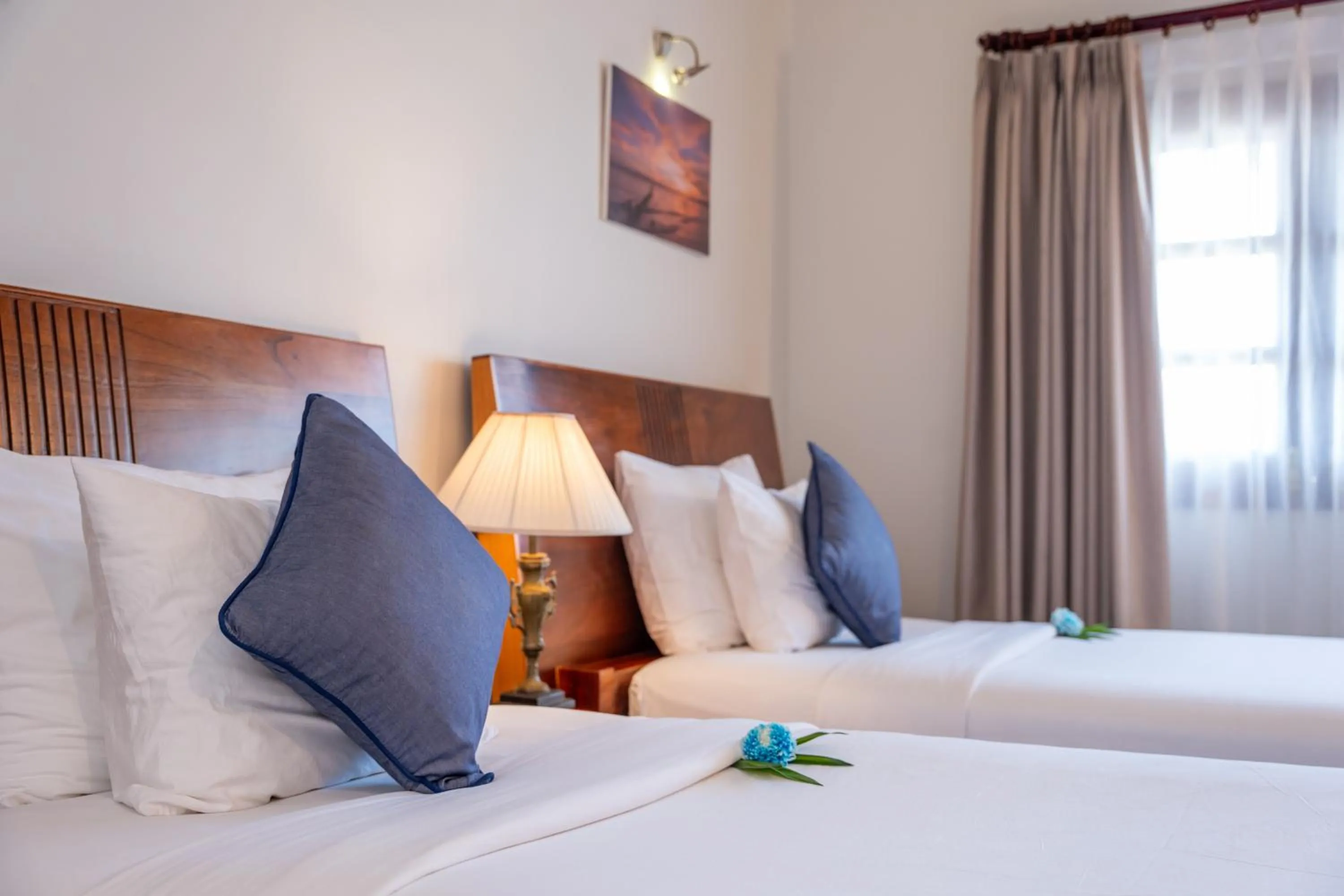 Bed in Allezboo Beach Resort & Spa