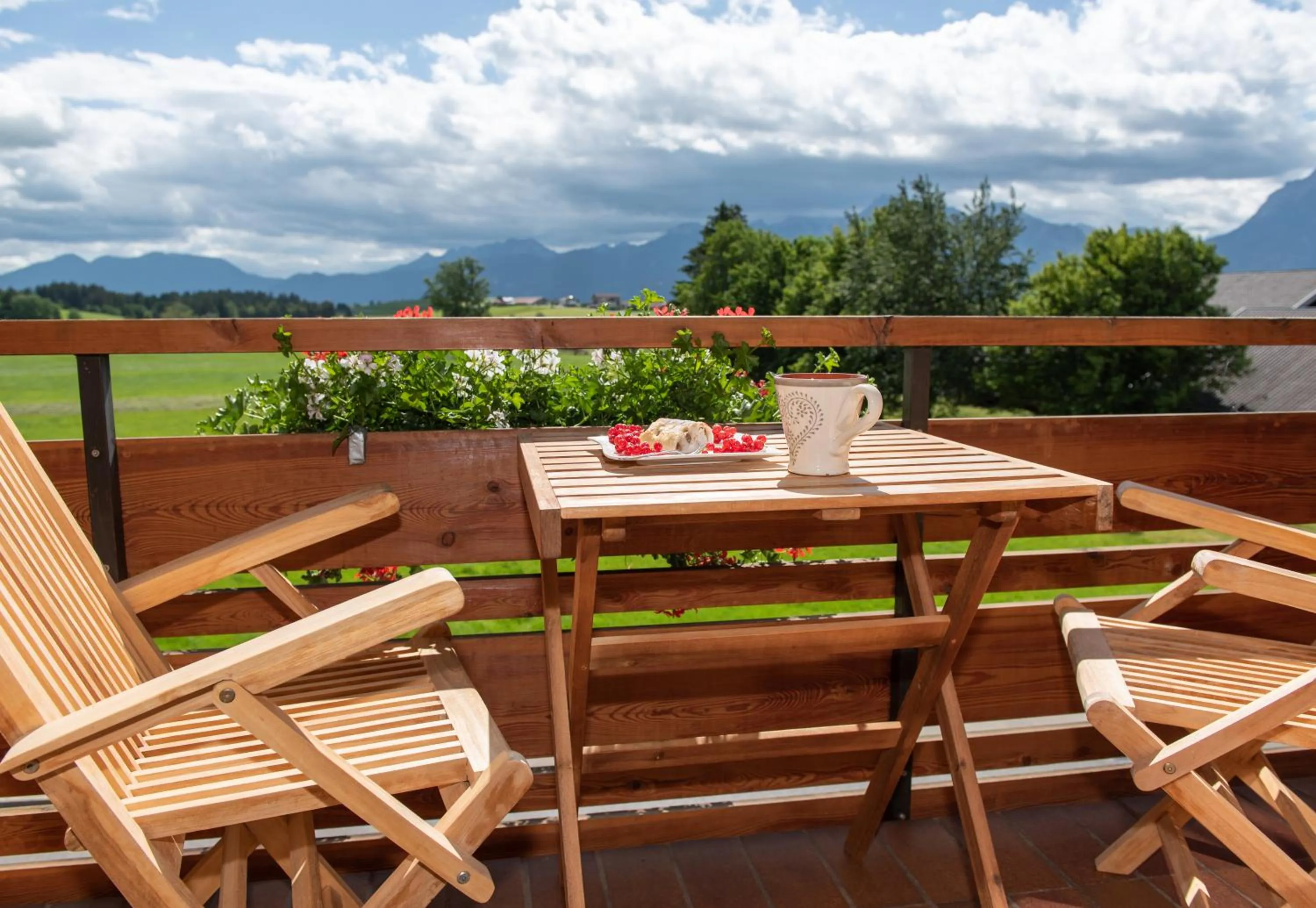 Mountain view in Hotel Alpenglühn