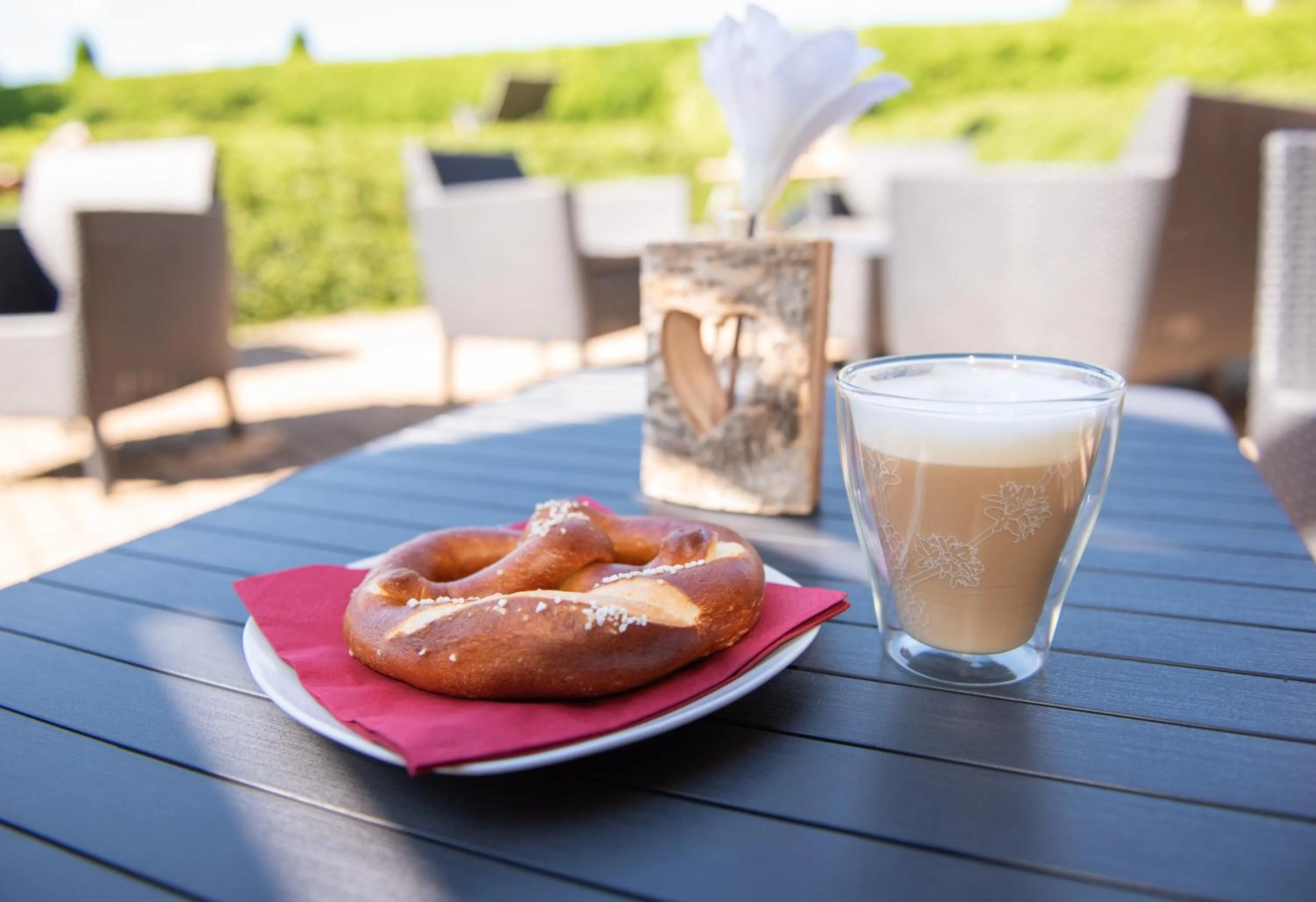 Food and drinks in Hotel Alpenglühn