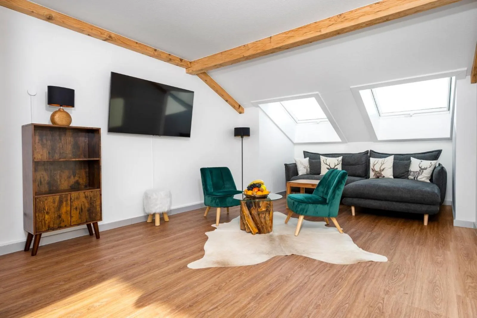 Communal lounge/ TV room in Hotel Alpenglühn