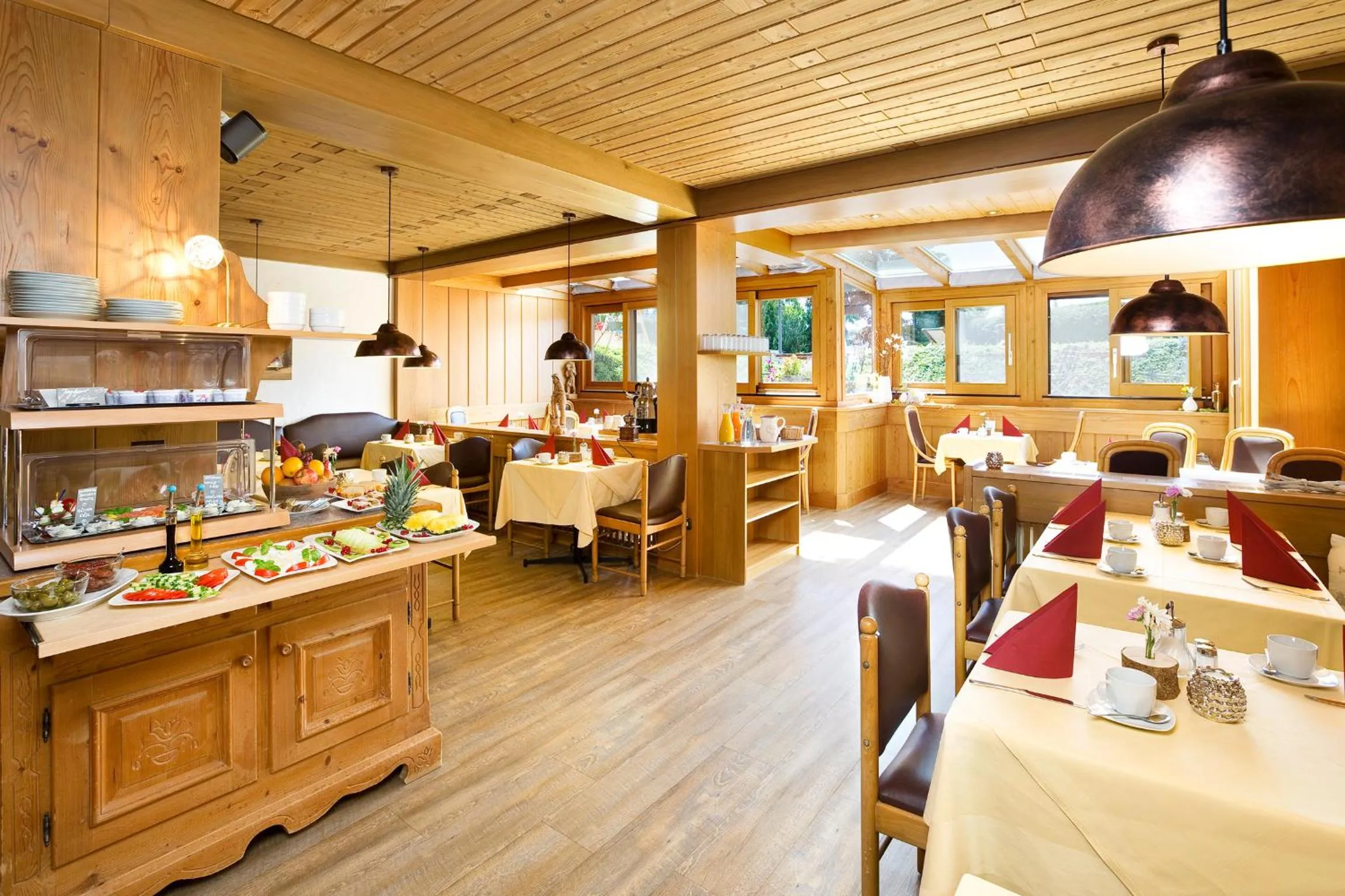 Restaurant/places to eat in Hotel Alpenglühn