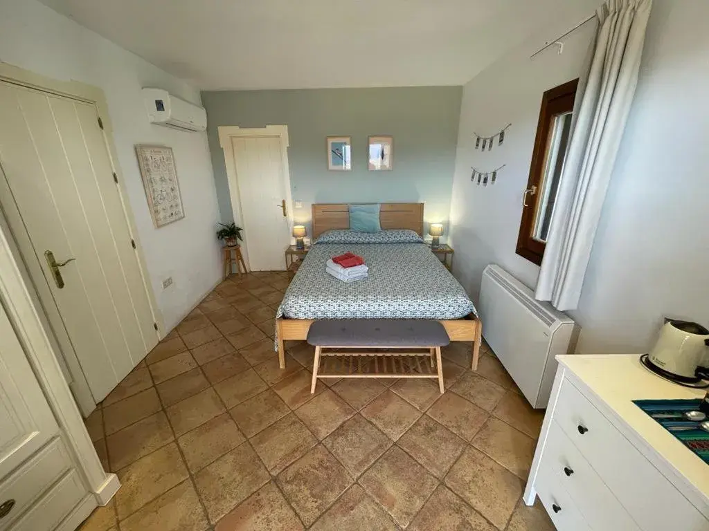 Deluxe Double Room with Private Terrace and Mountain View in Salvatierra Guest House Deluxe Double Room with Private Terrace and Mountain View in Salvatierra Guest House