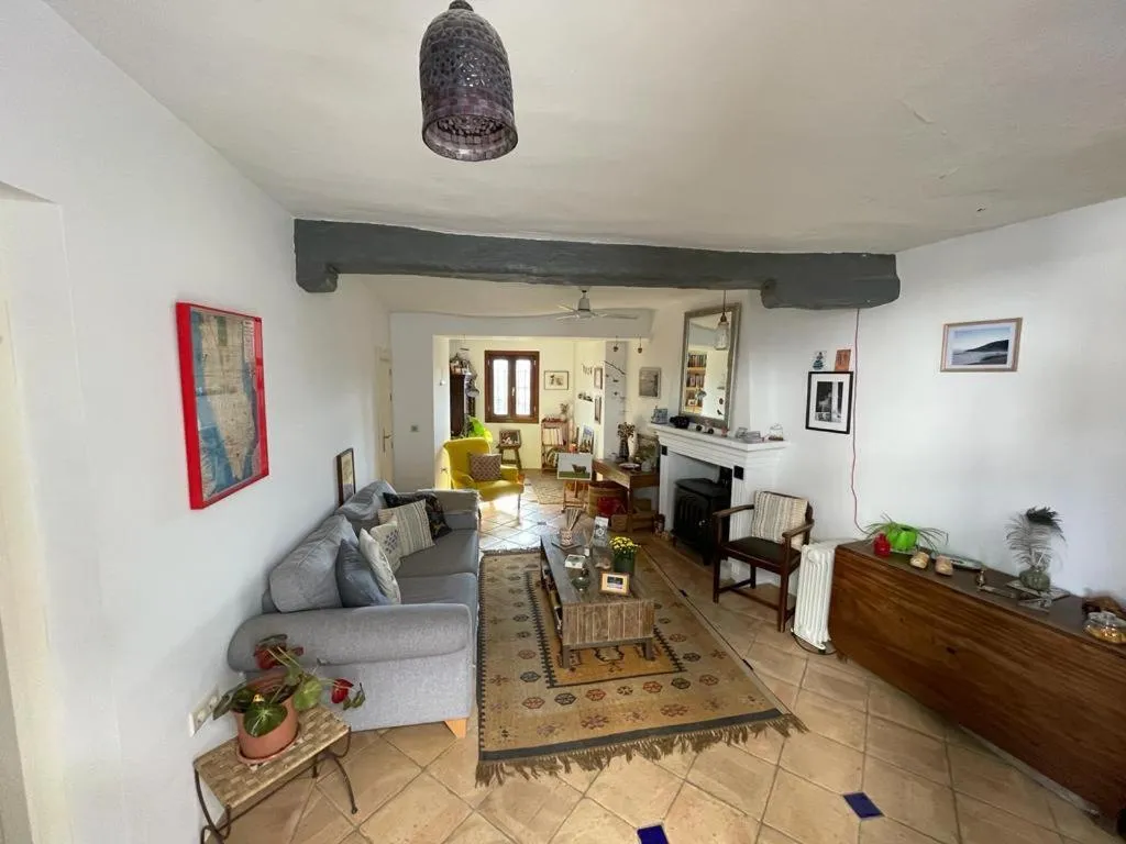 Area and facilities in Salvatierra Guest House