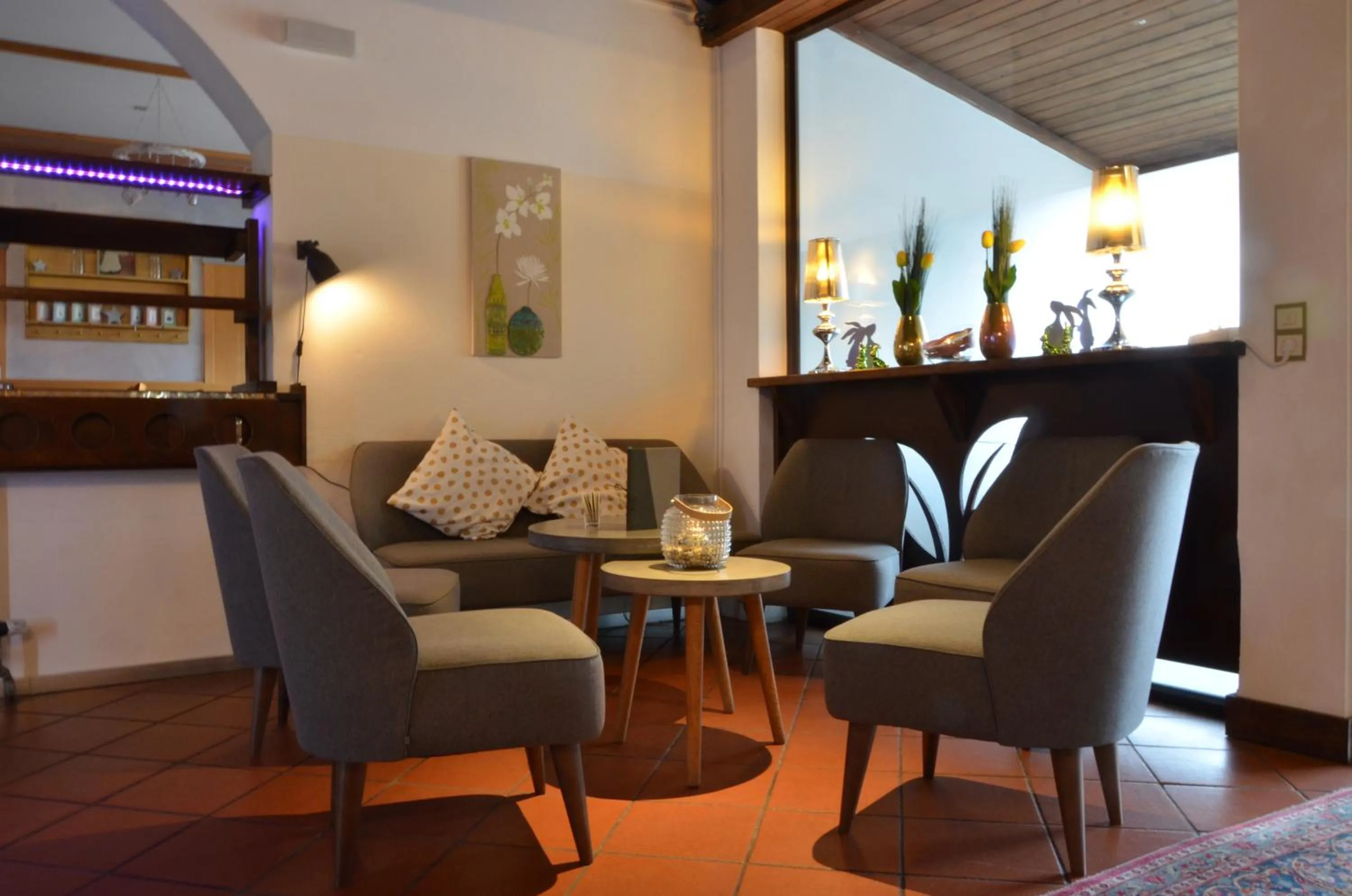 Lobby or reception in Dahoam by Sarina - Rooms & Suites