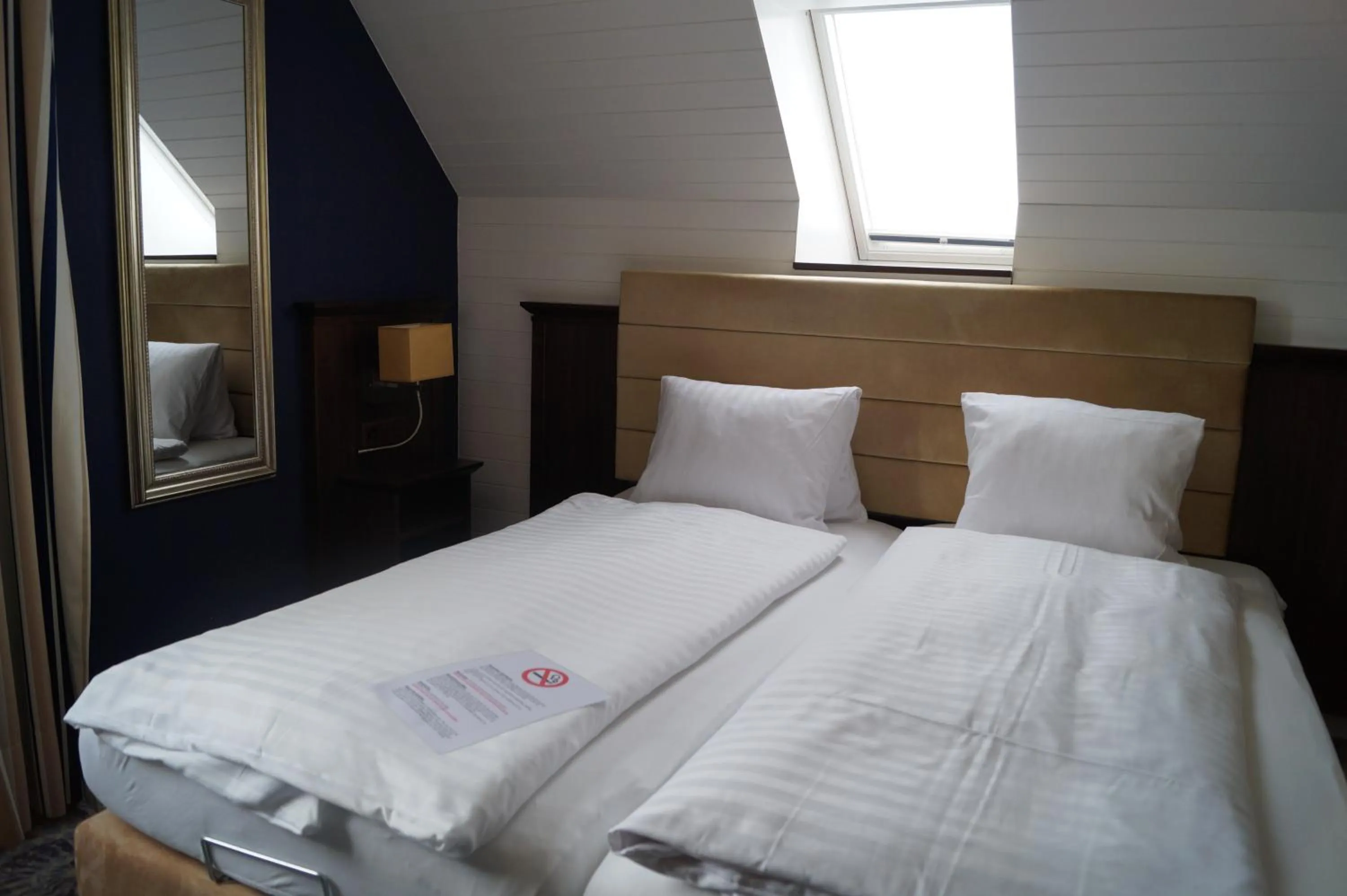 Street view, Bed in Bodenseehotel Weisses Rössli