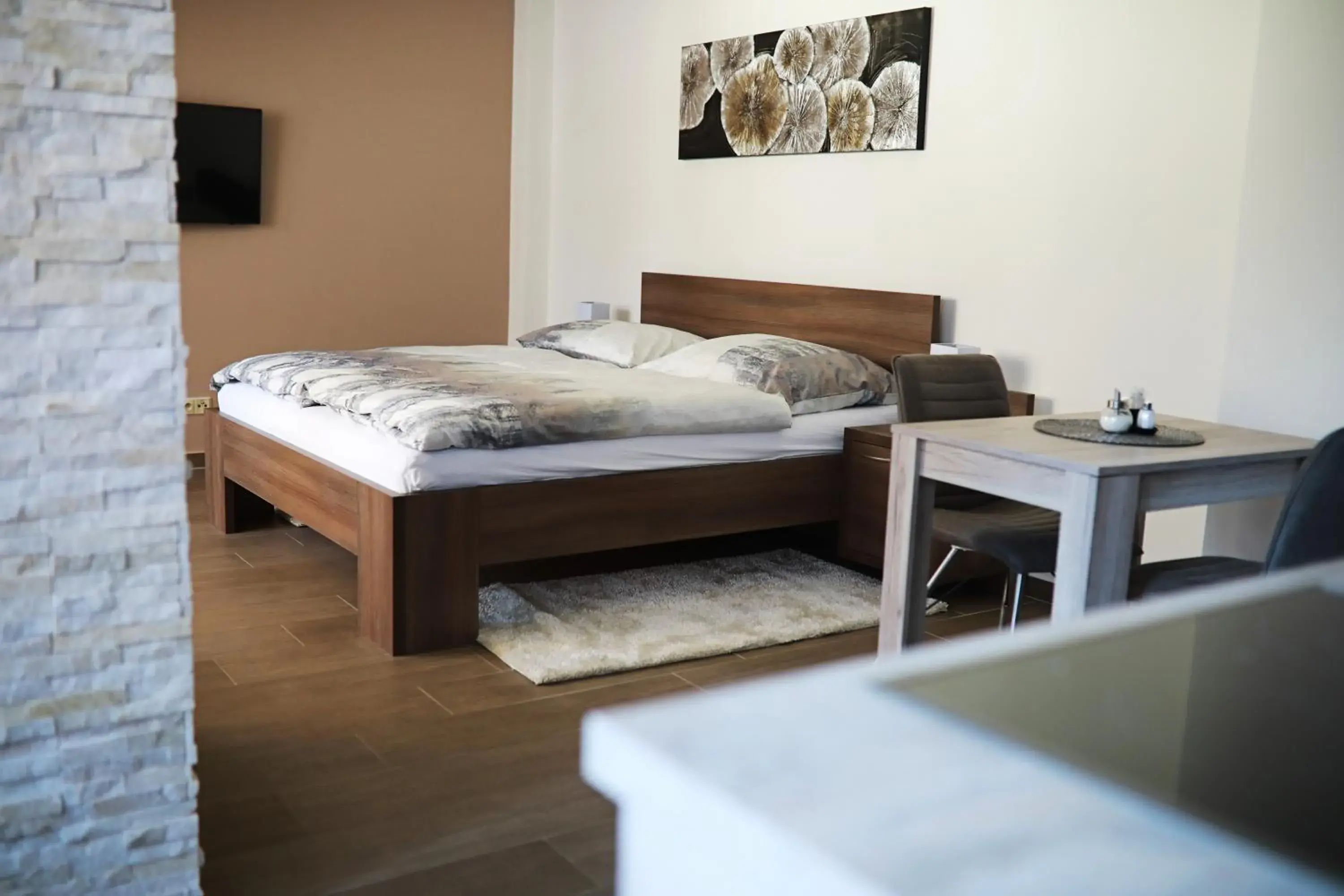 Superior Queen Room - single occupancy in Penzion Sokolská Superior Queen Room - single occupancy in Penzion Sokolská