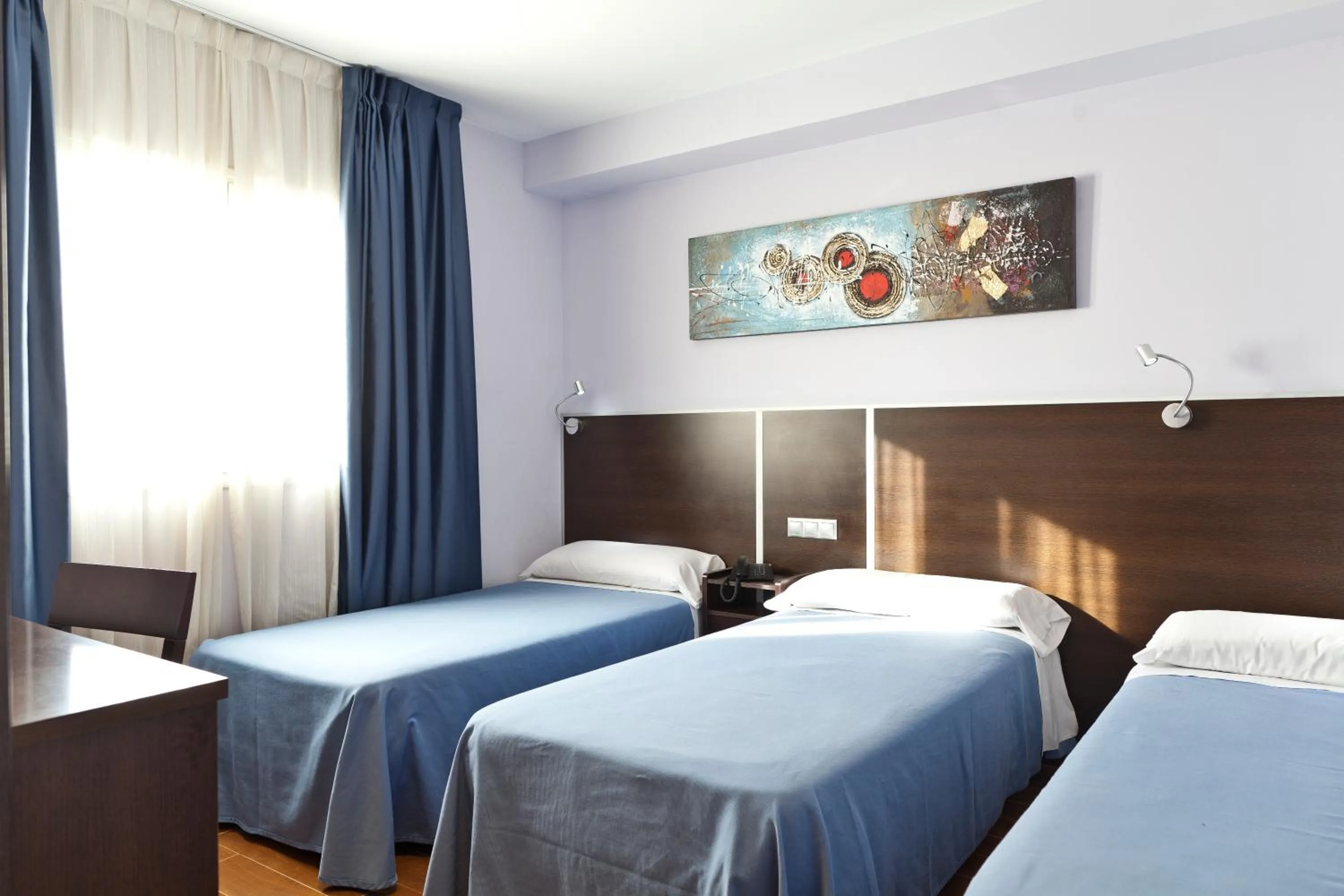 Photo of the whole room, Bed in Hostal Avenida Barajas