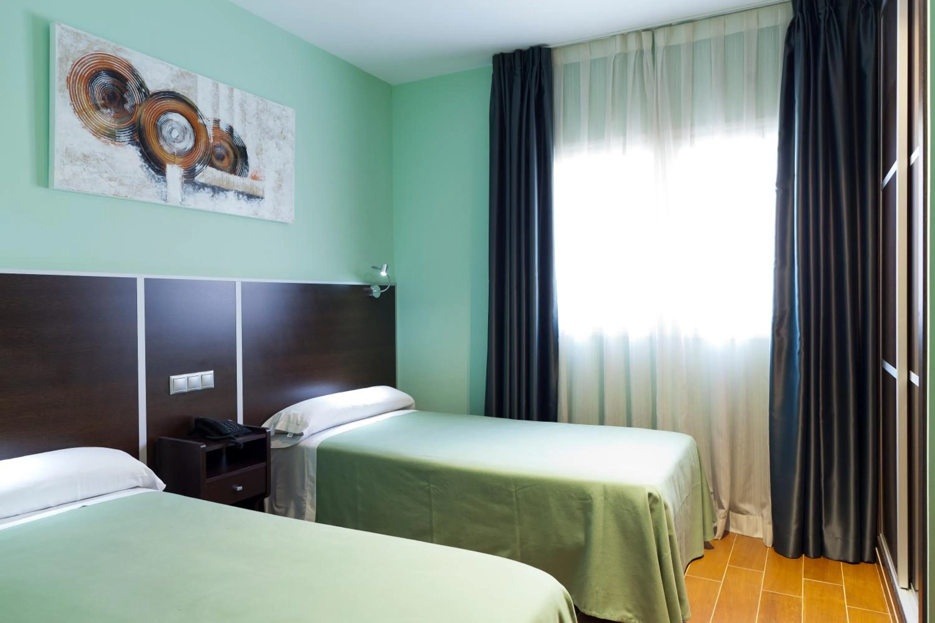 Photo of the whole room, Bed in Hostal Avenida Barajas