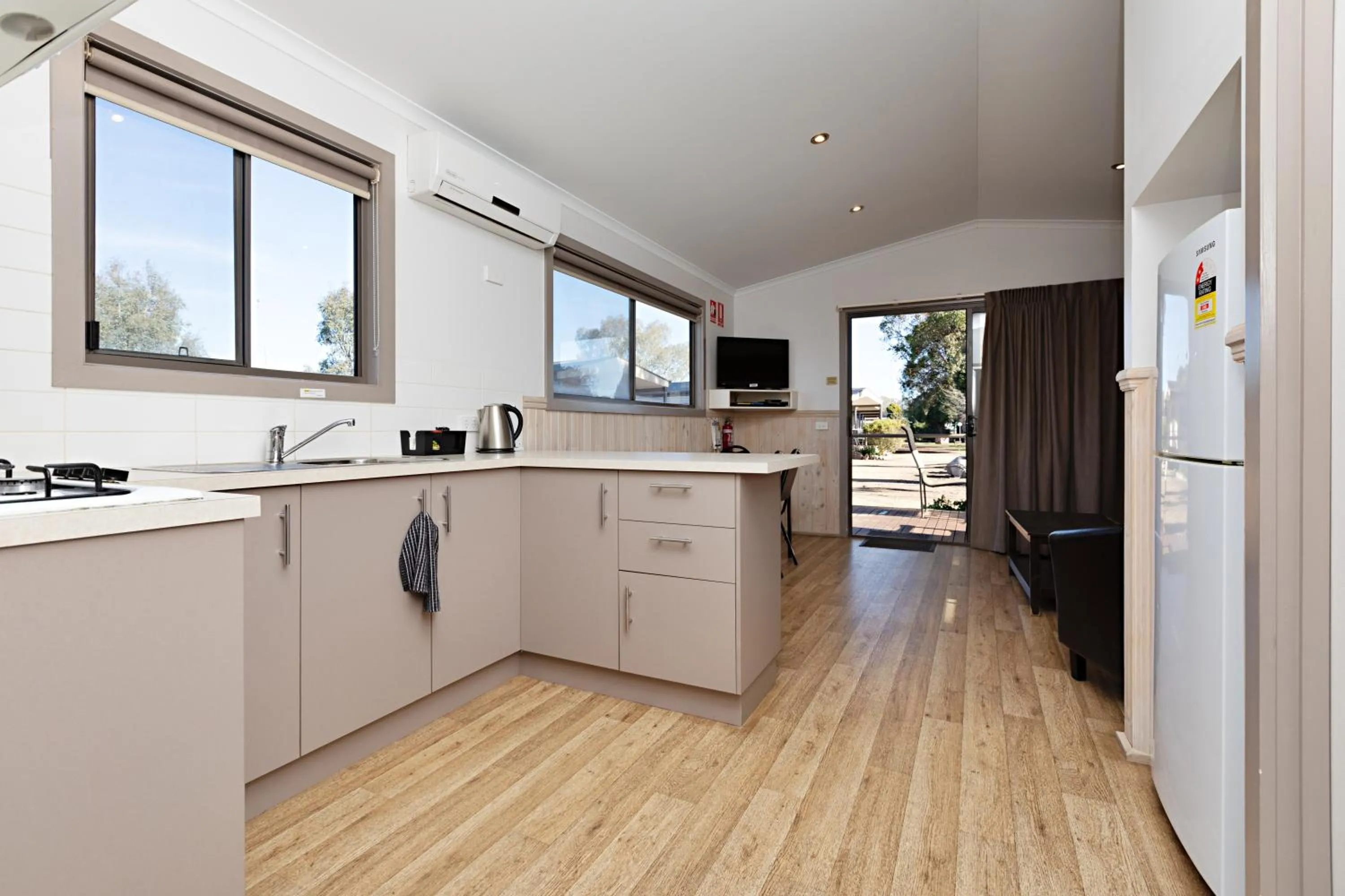 Kitchen or kitchenette in Gardenview