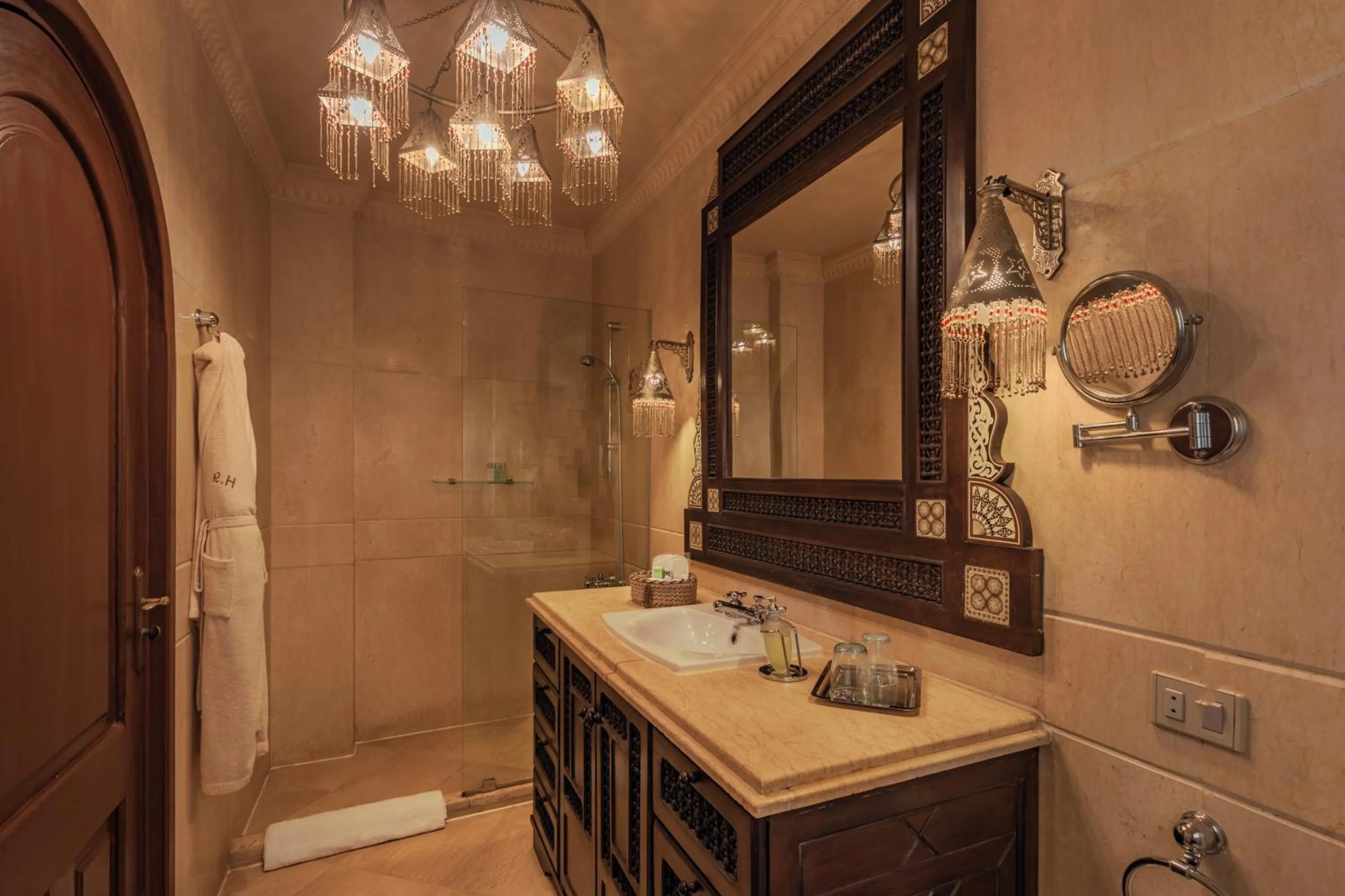 Bathroom in Le Riad Hotel de Charme