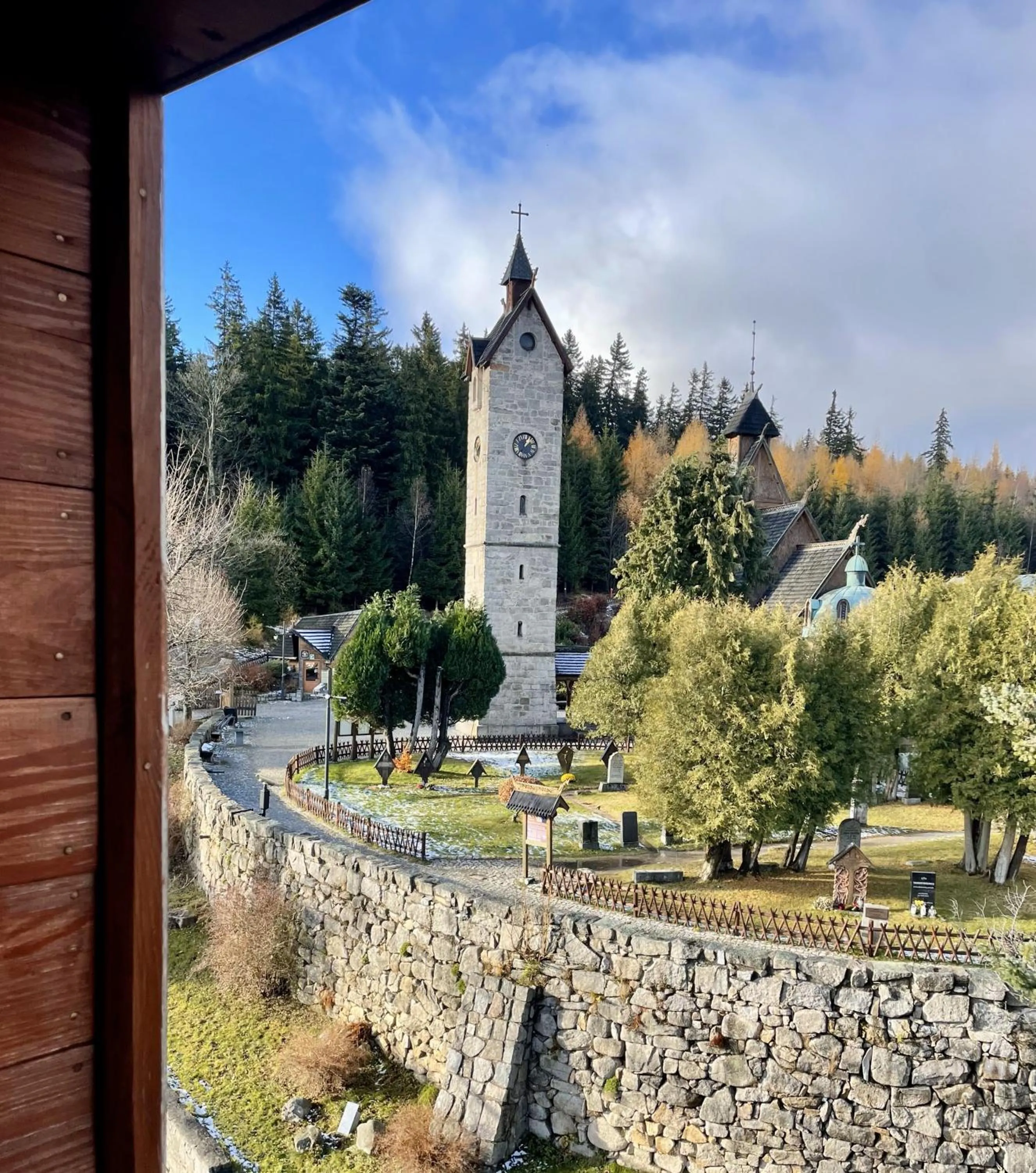 Neighbourhood in Tarasy Wang
