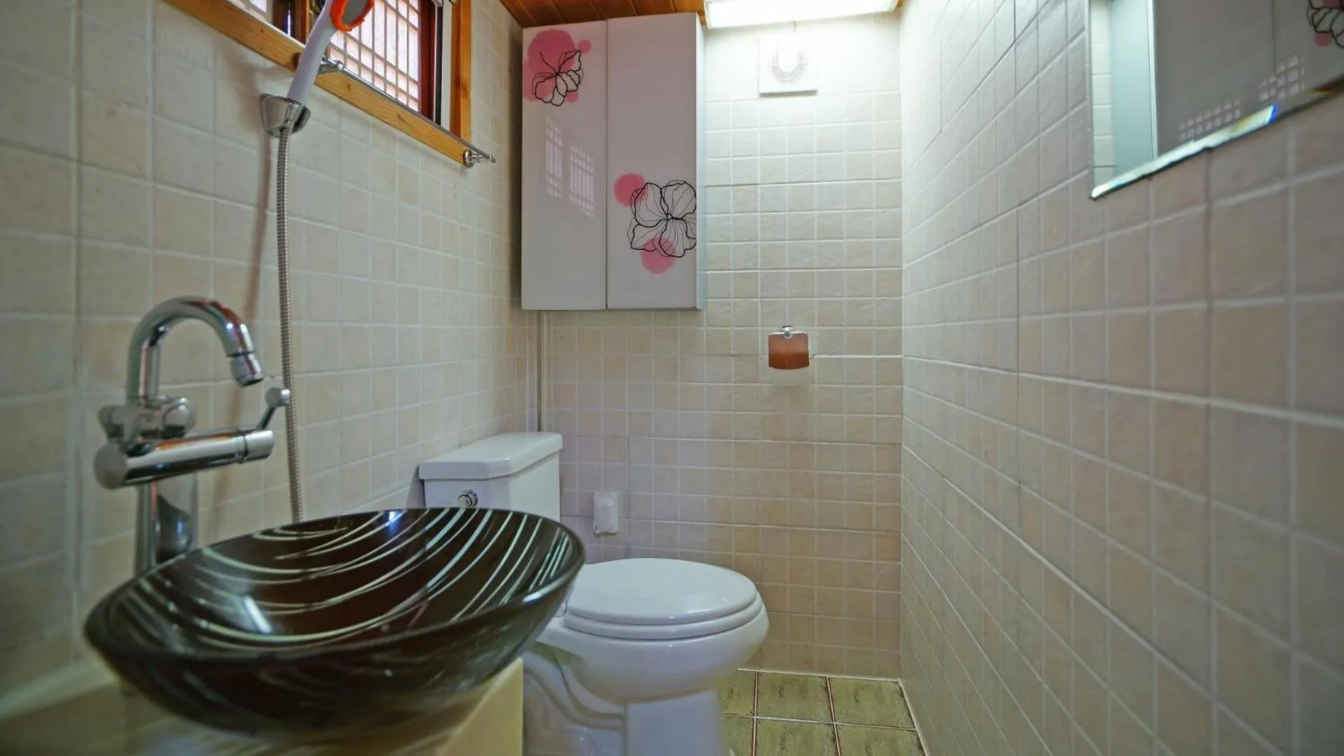 Property building in Sarangroo