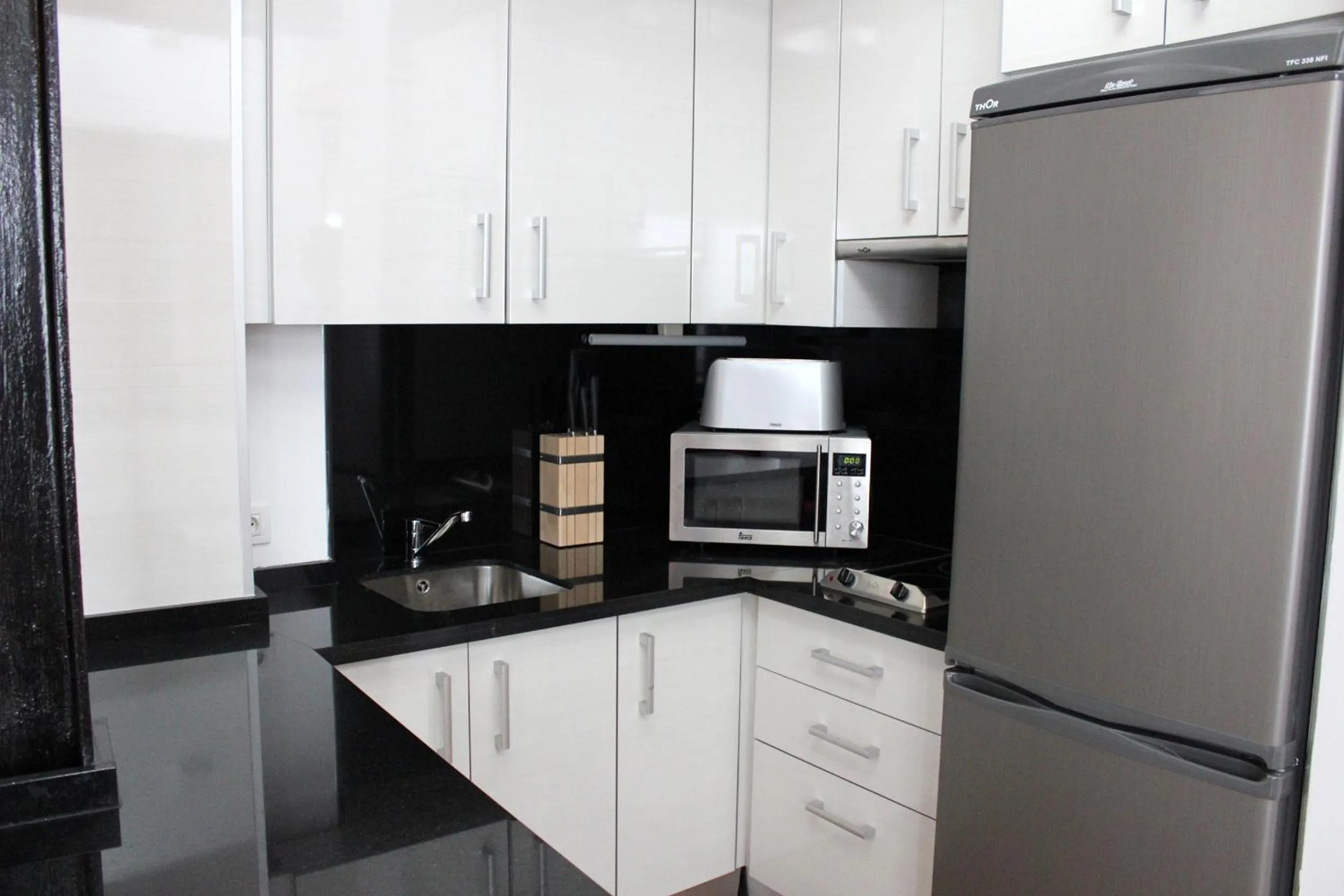 Kitchen or kitchenette in Apartamentos Coronado