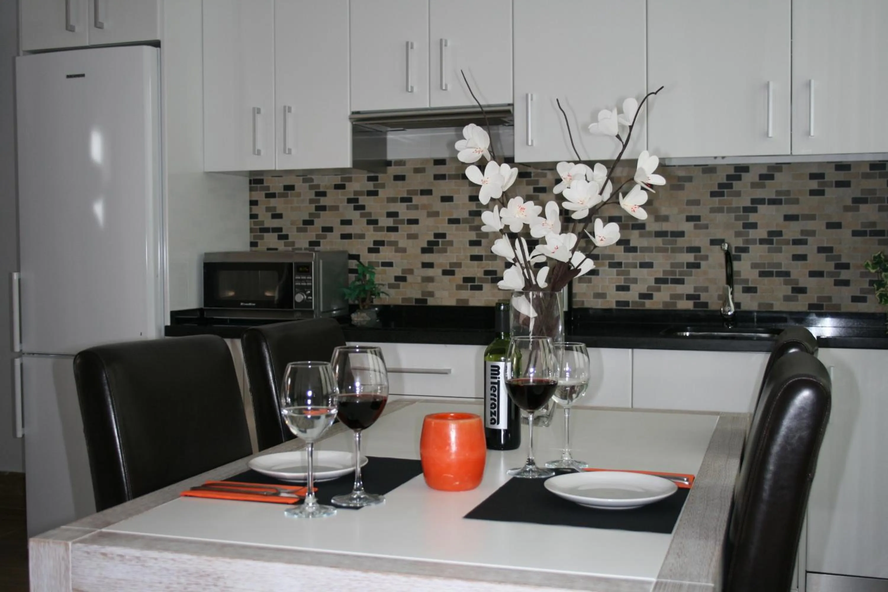 Kitchen or kitchenette in Apartamentos Coronado