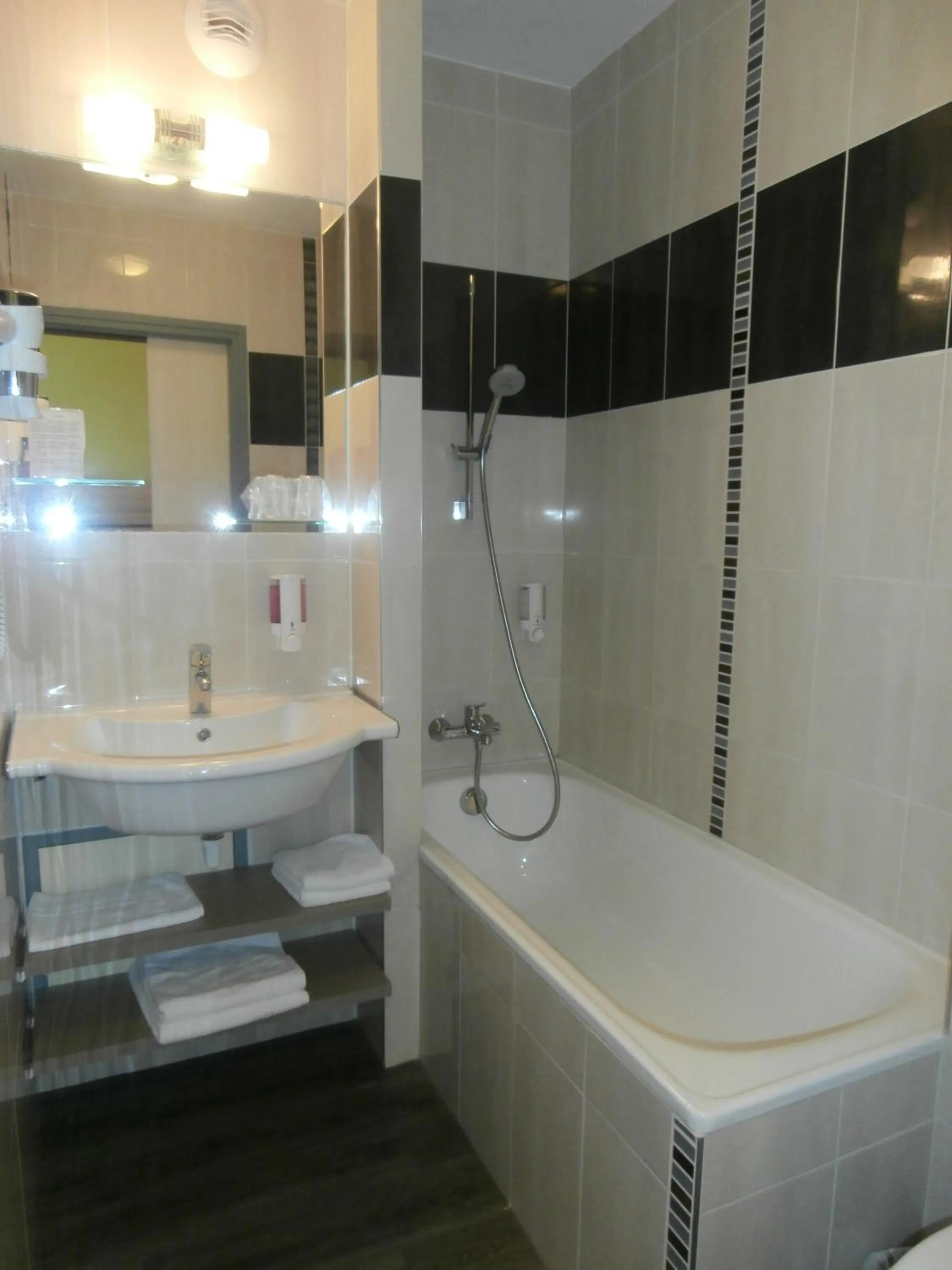 Bathroom in Les Étoiles Du Forez