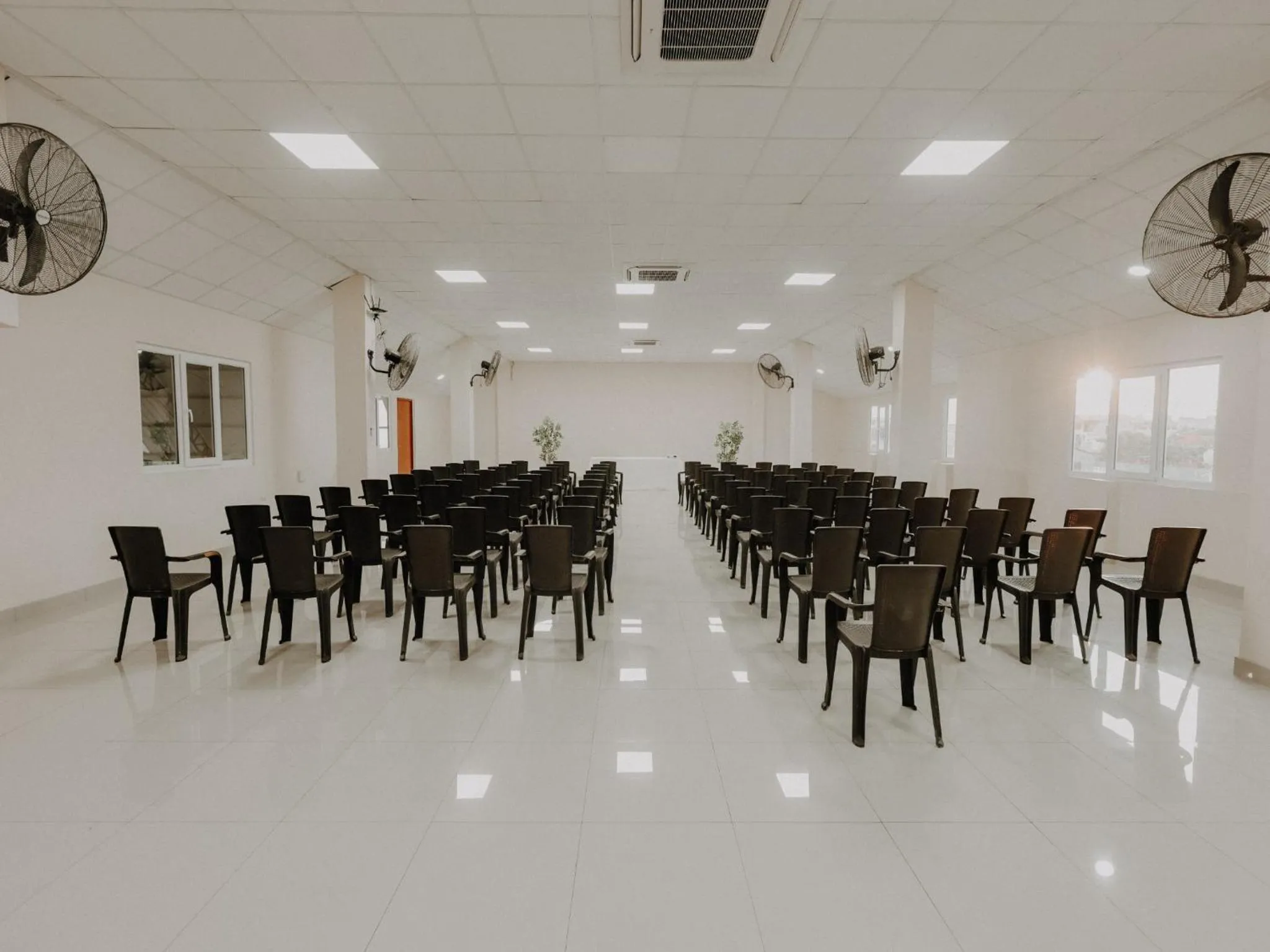 Business facilities in Tariri Hotel