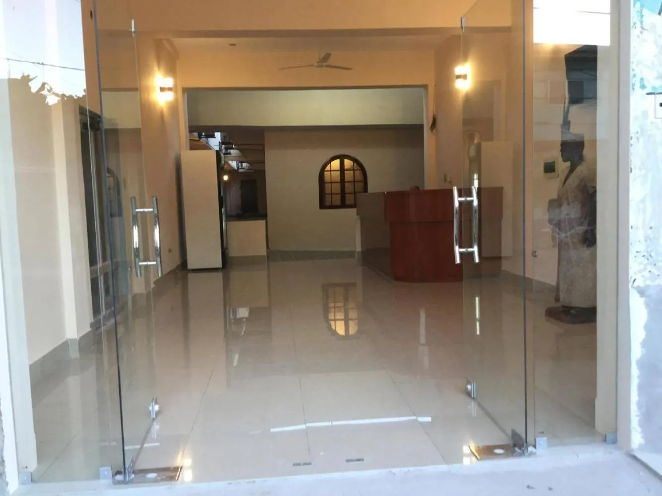 Facade/entrance in Tariri Hotel