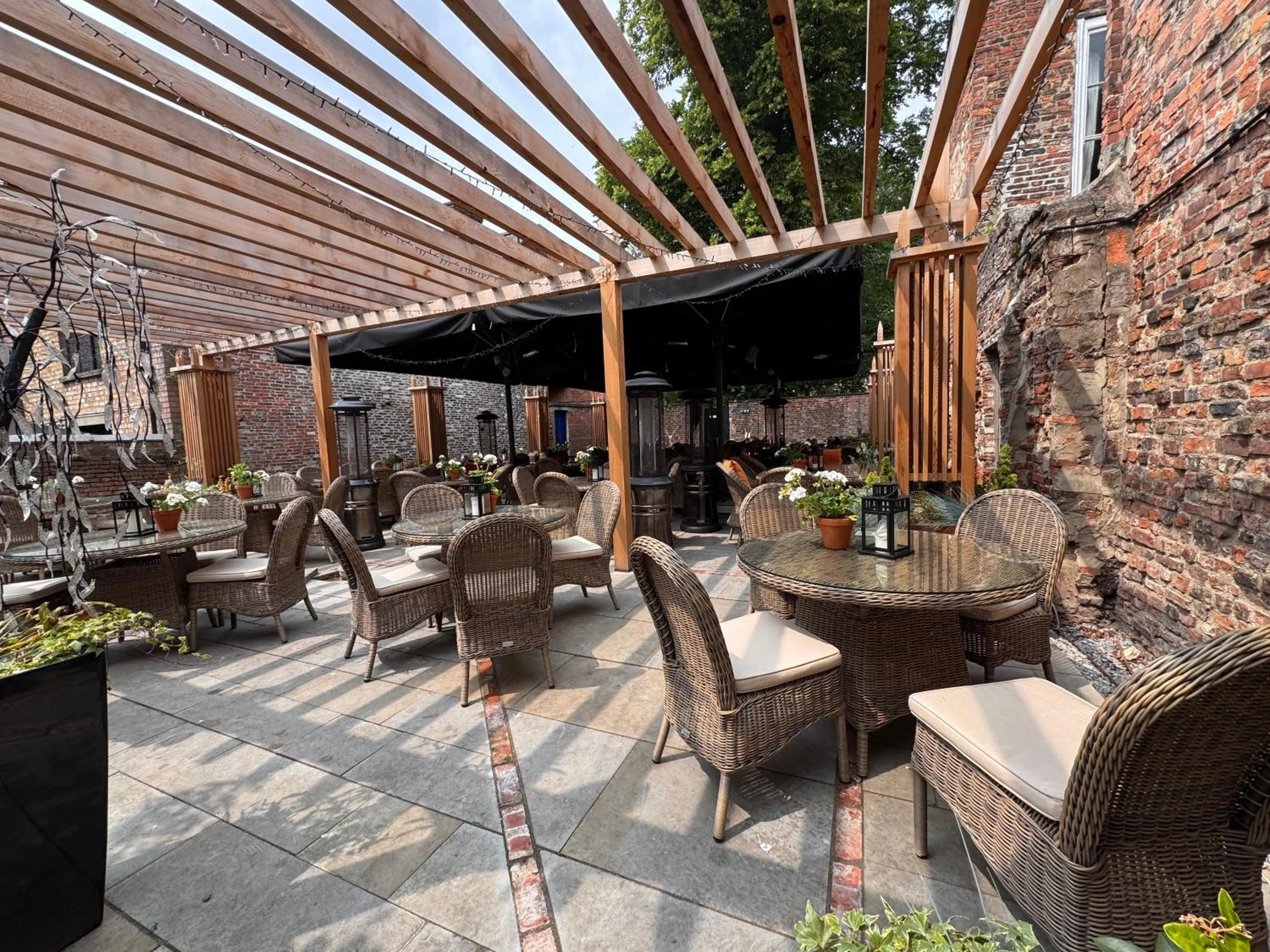 Garden in Guy Fawkes Inn