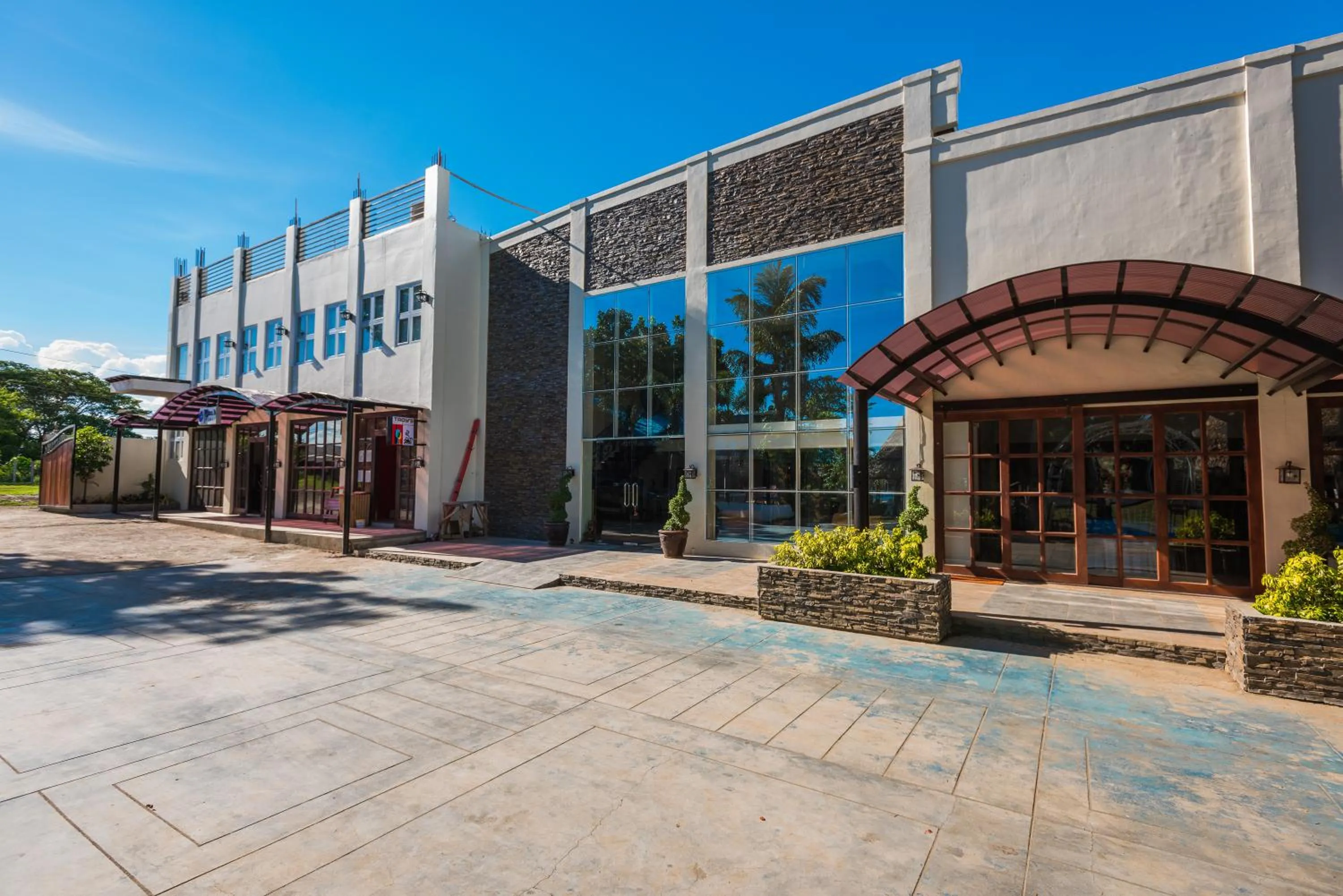 Facade/entrance in Balai Carmela