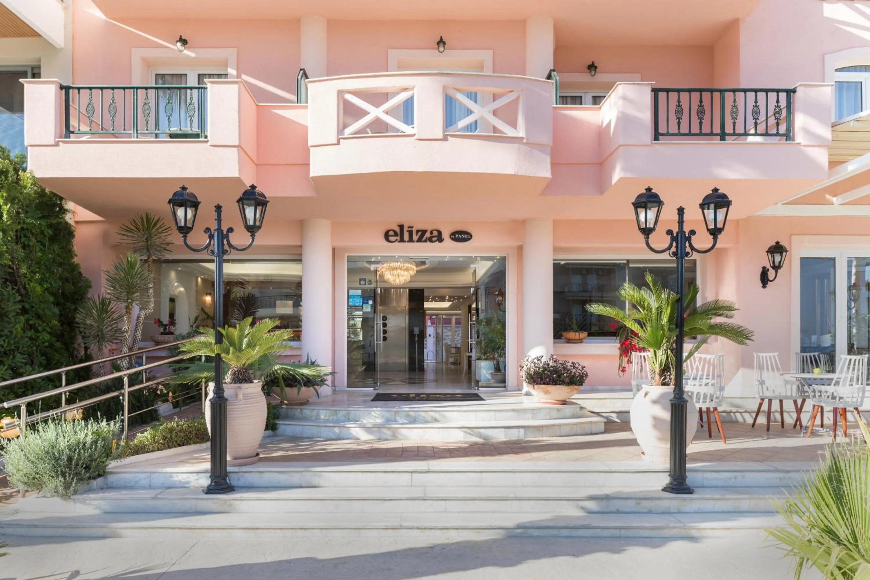 Facade/entrance in Eliza Hotel by Panel Hospitality