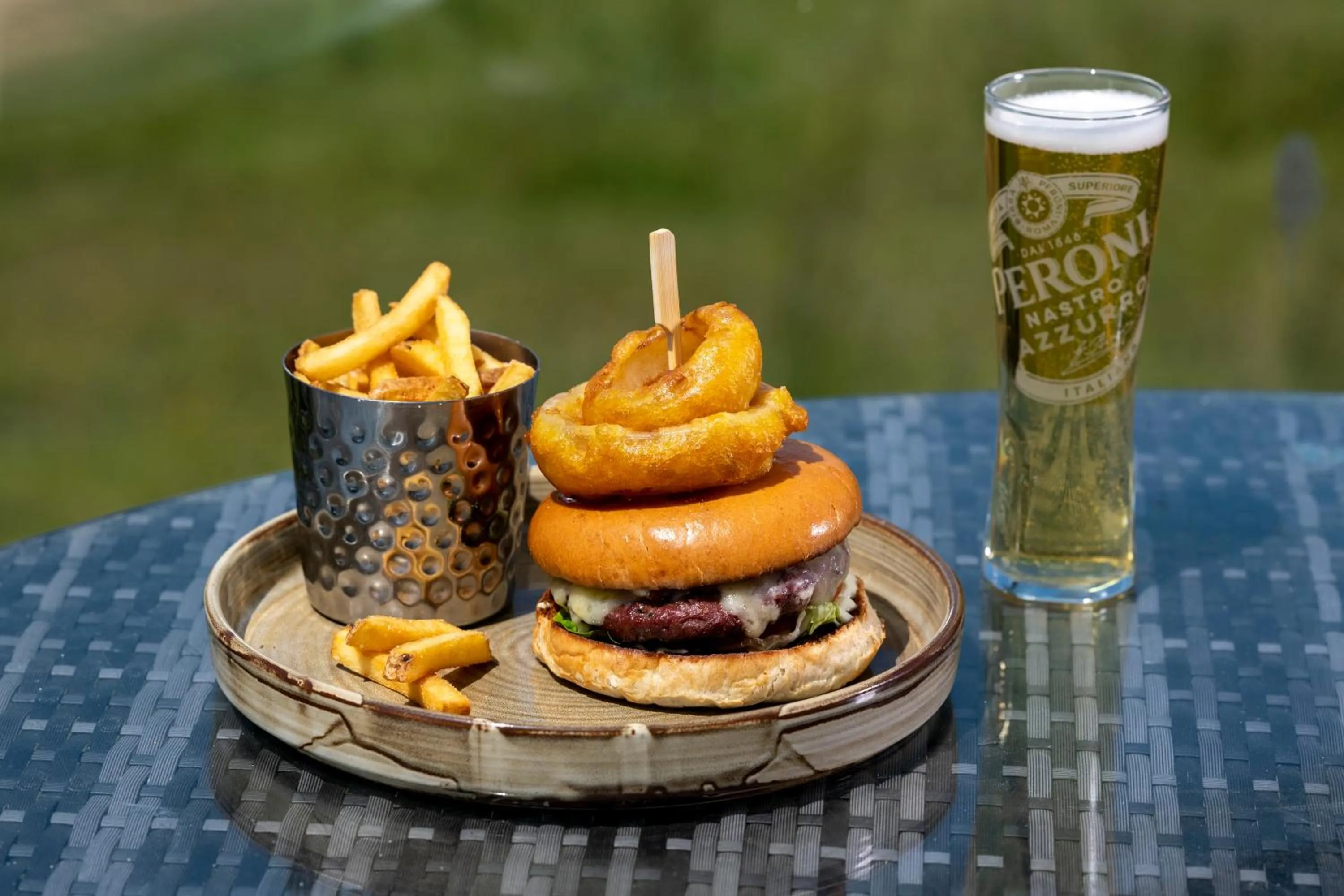 Food and drinks in The Mill Hotel Sudbury