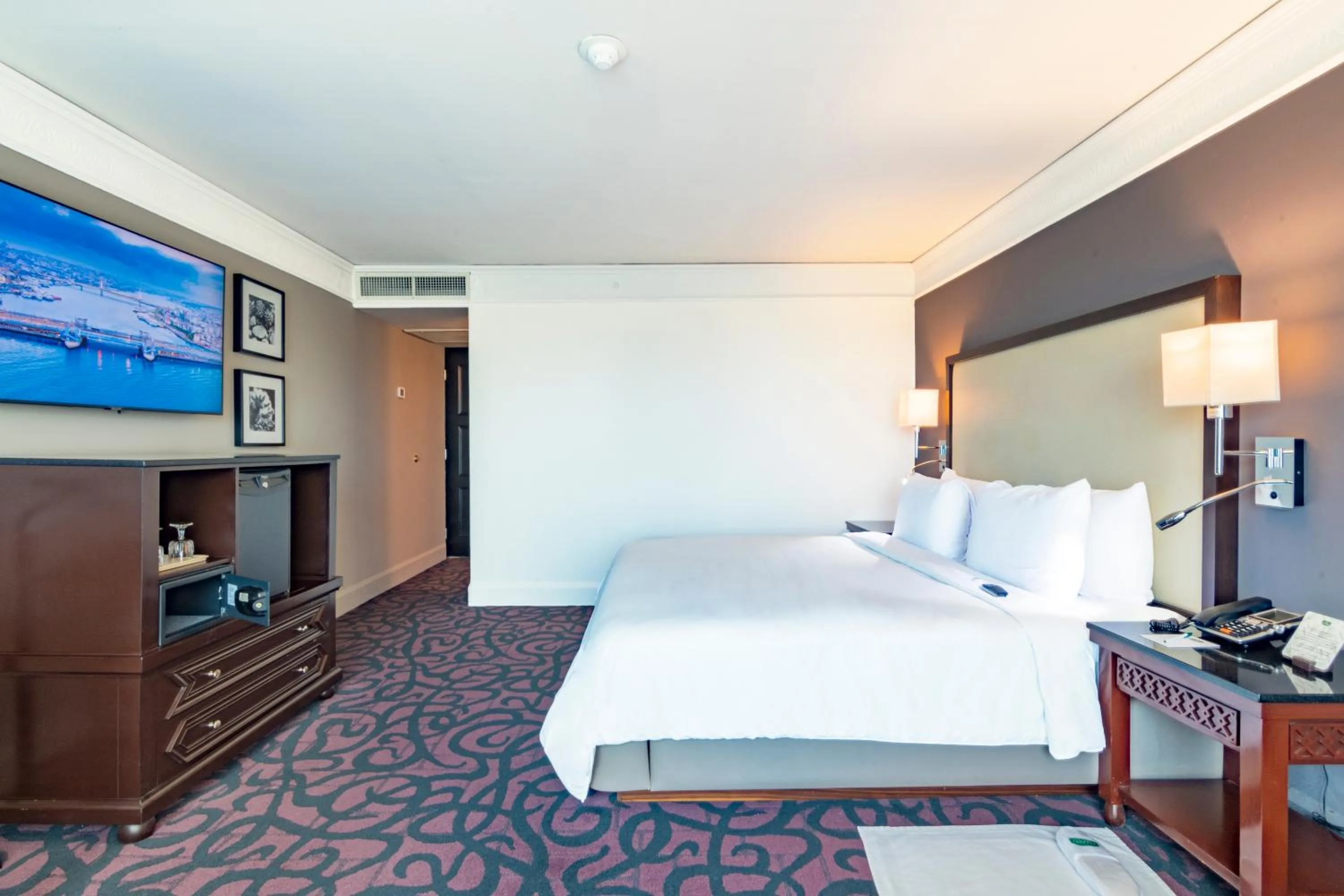 Bed in Hotel Lucerna Culiacan