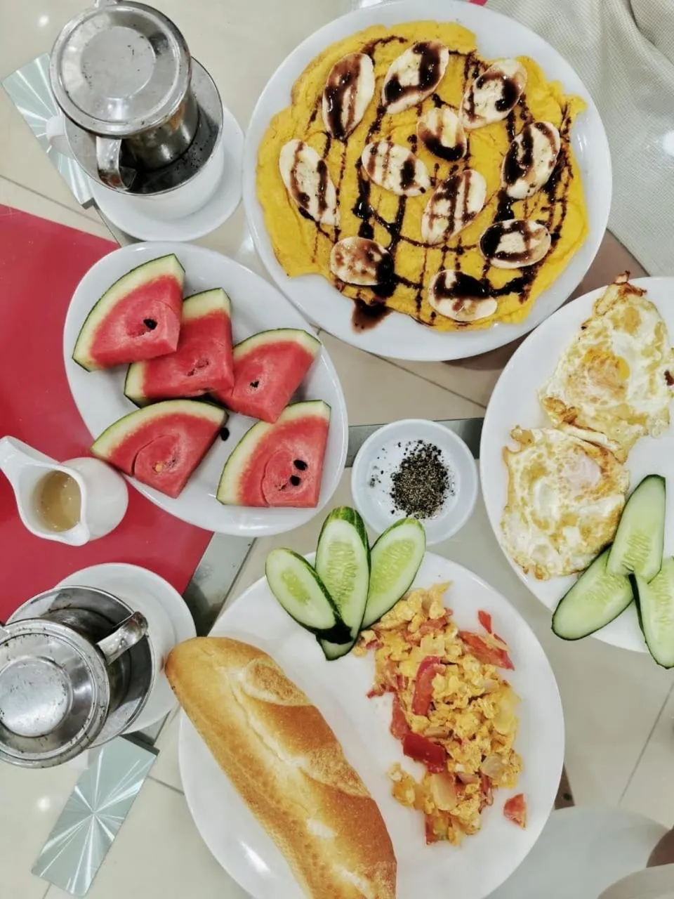 Food and drinks in Cat Ba Green Hotel