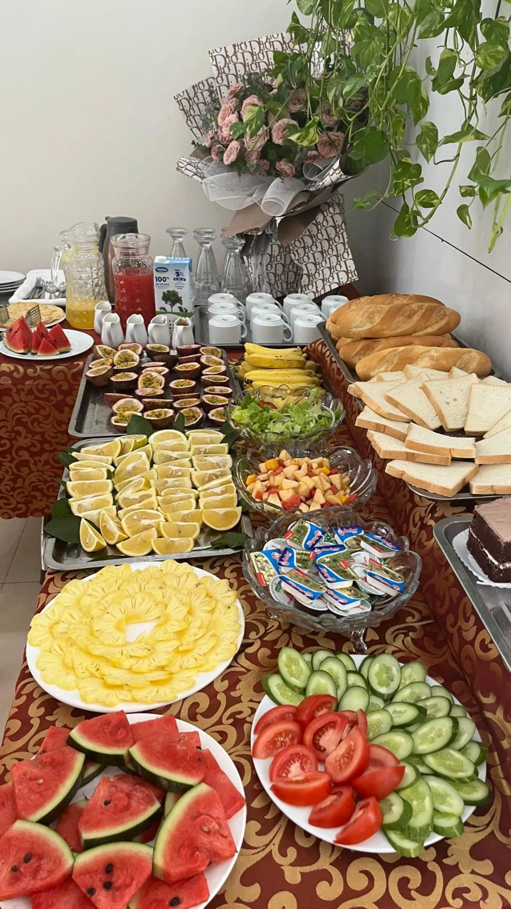 Food and drinks in Cat Ba Green Hotel