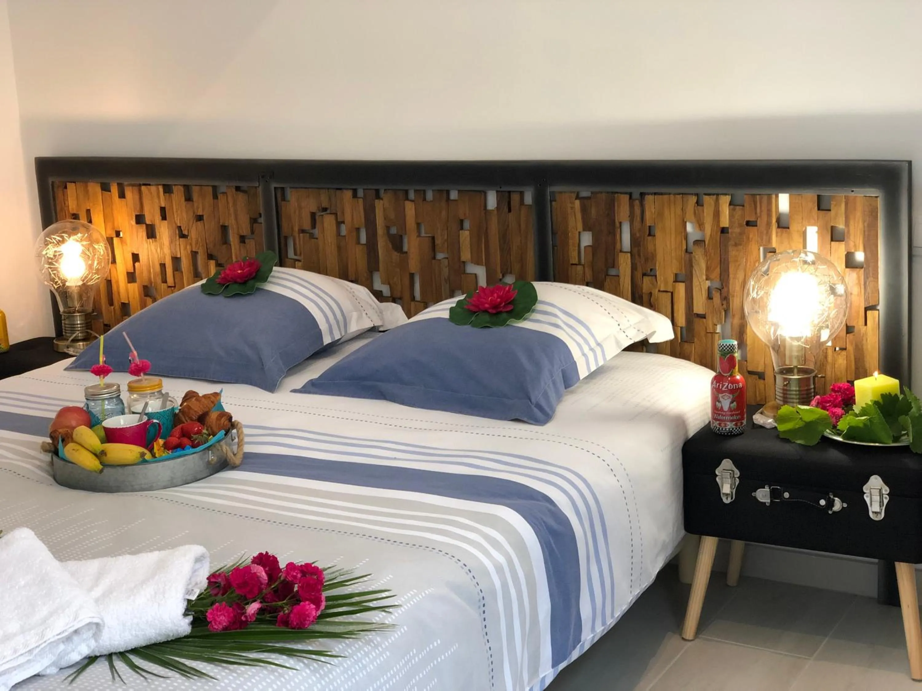 Bed in Le Clos du Square - climatisé