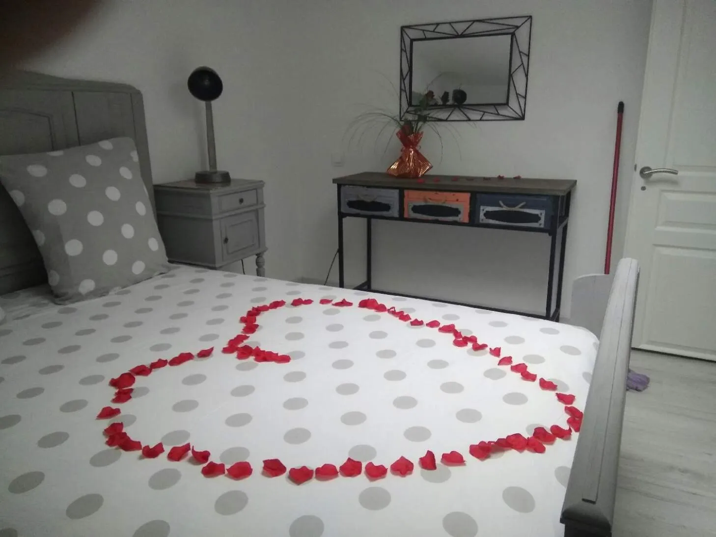 Bed in Le Clos du Square - climatisé