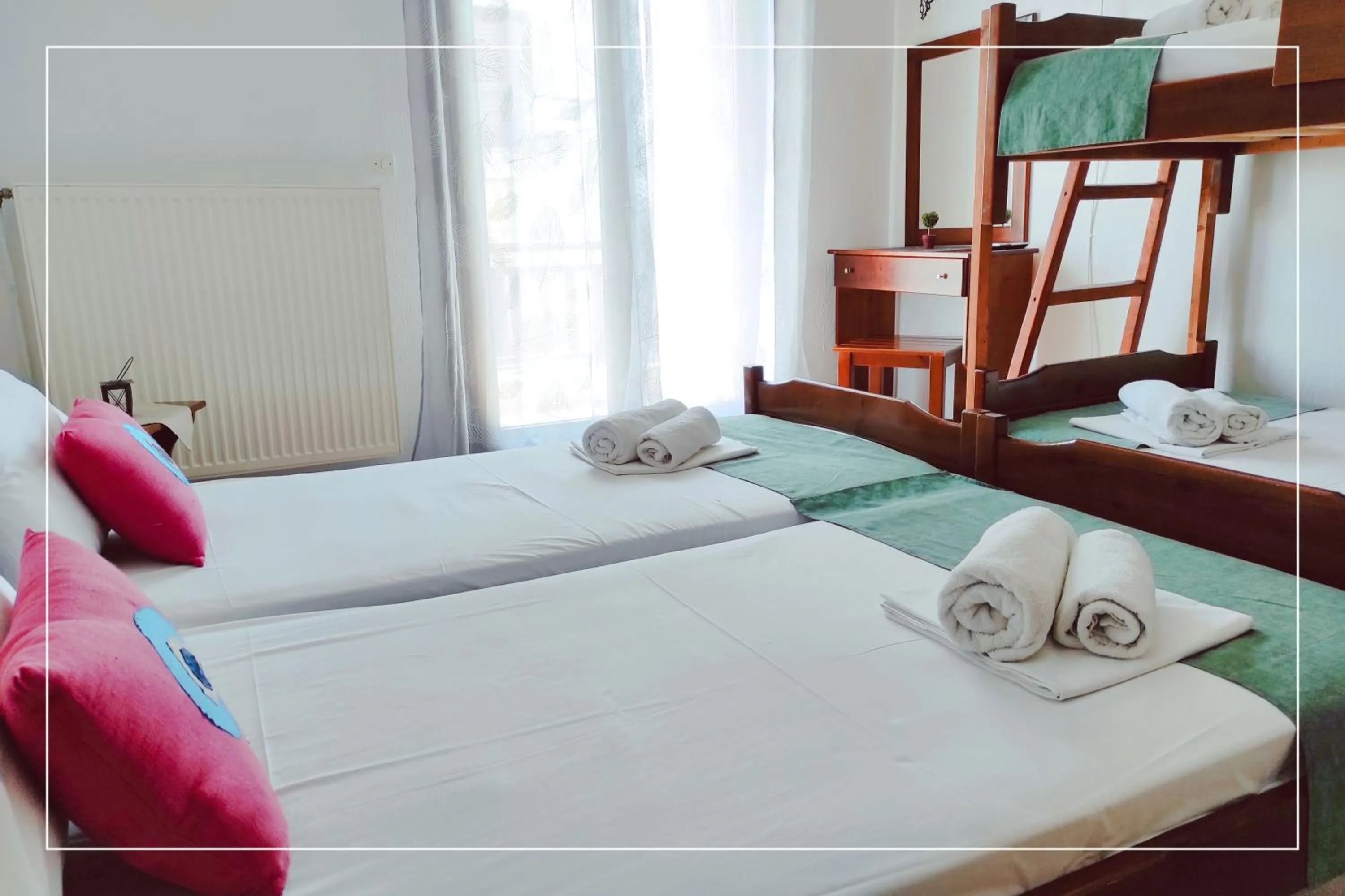 Bedroom, Bed in Hotel Alexandra