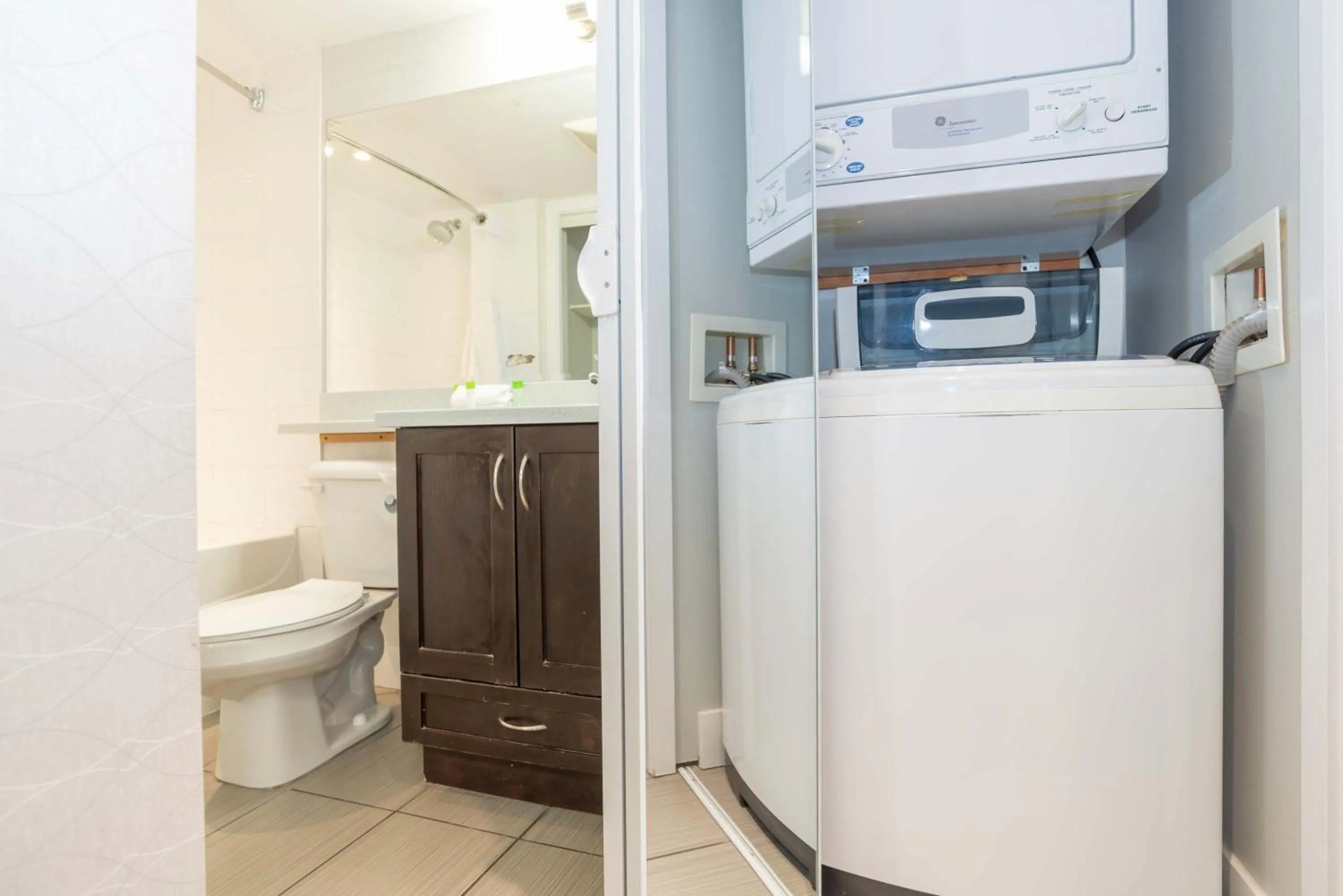 Bathroom in Sandman Hotel and Suites Abbotsford