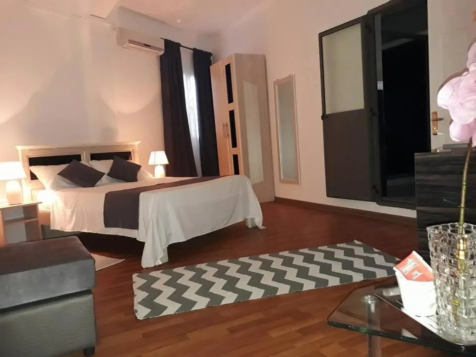 Bedroom, Bed in Hello Guest House