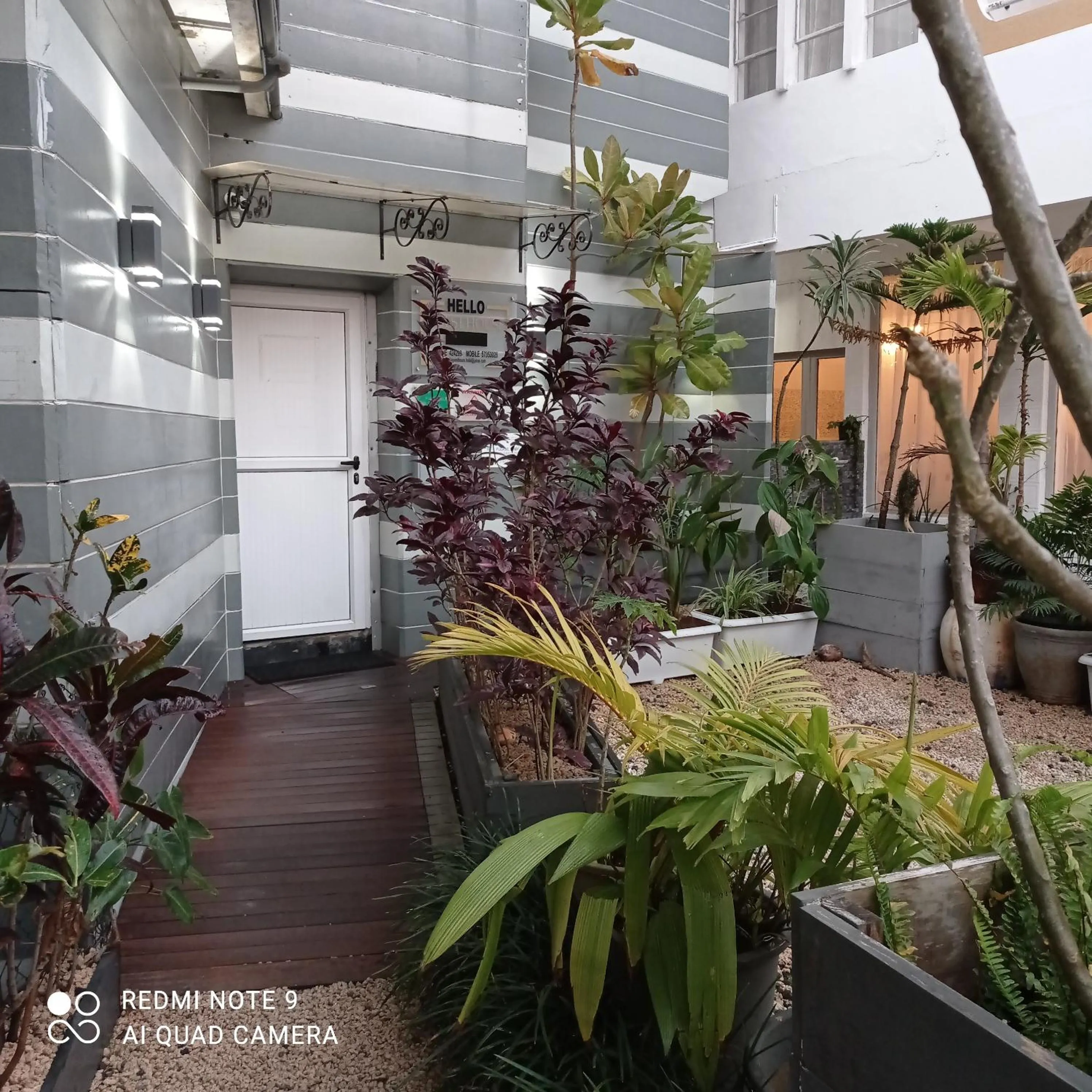 Facade/entrance in Hello Guest House