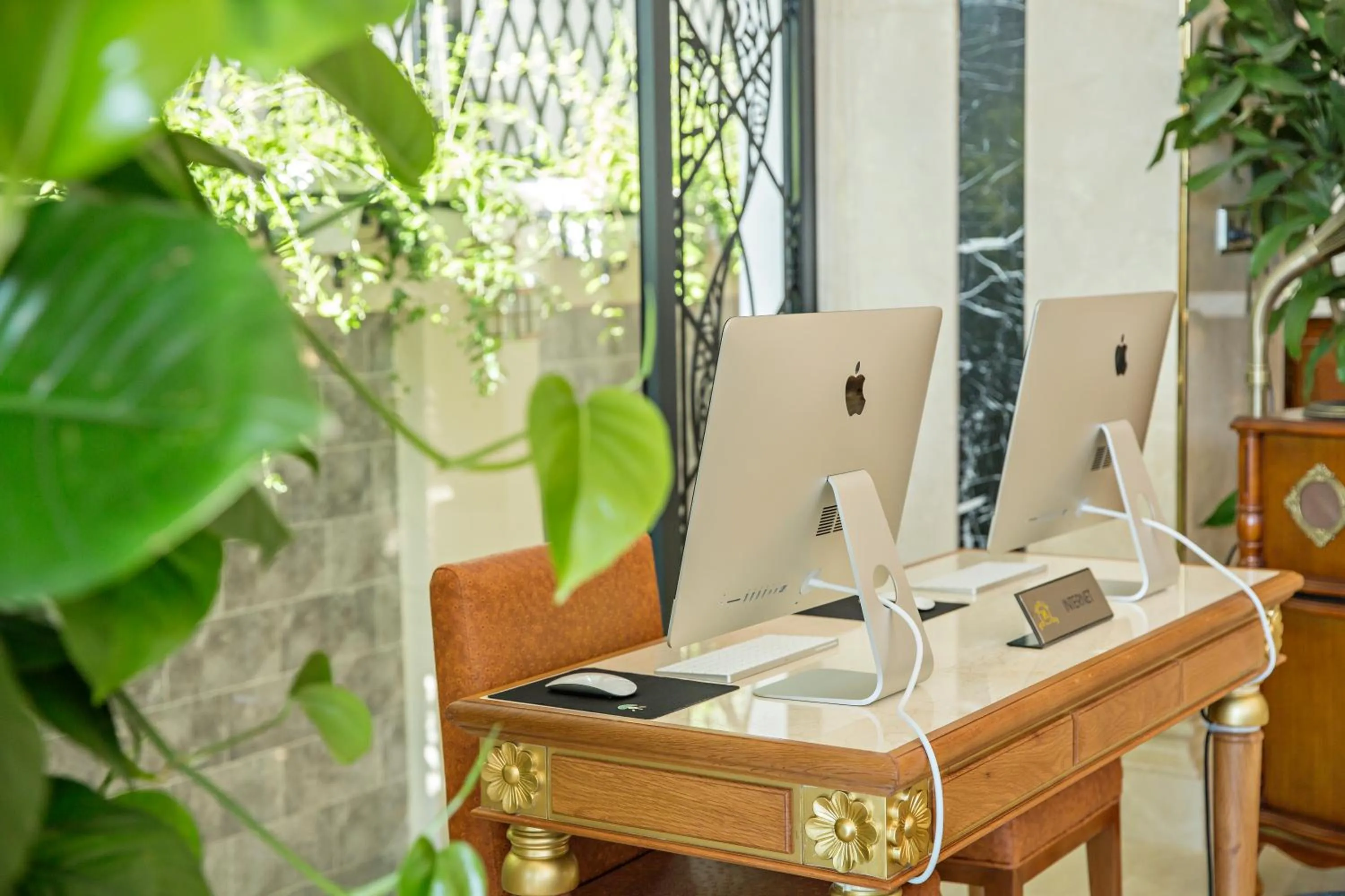 Business facilities in Paris Deli Danang Beach Hotel