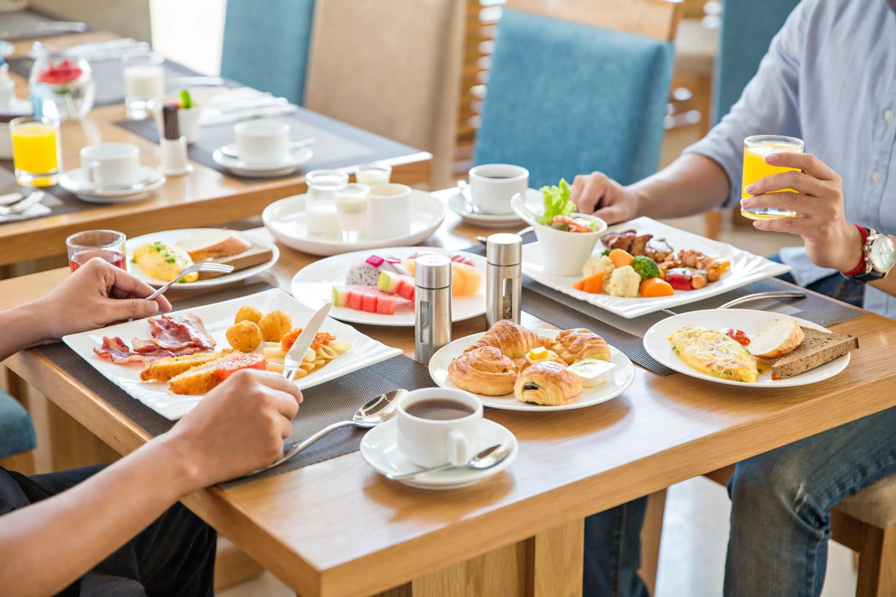 Breakfast in Paris Deli Danang Beach Hotel