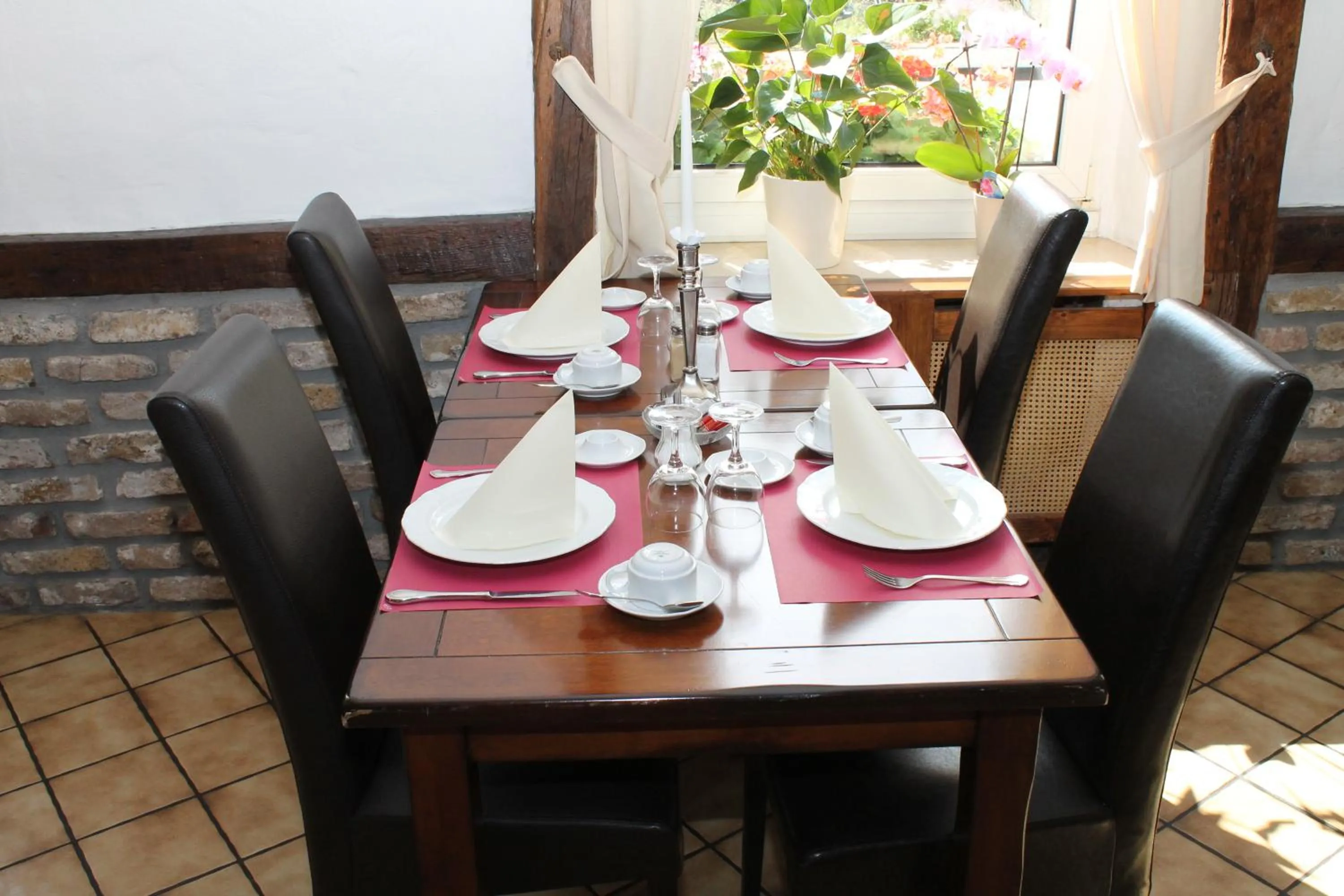 Buffet breakfast in Hotel Rheinischer Hof