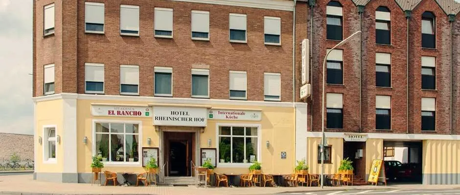 Property building in Hotel Rheinischer Hof