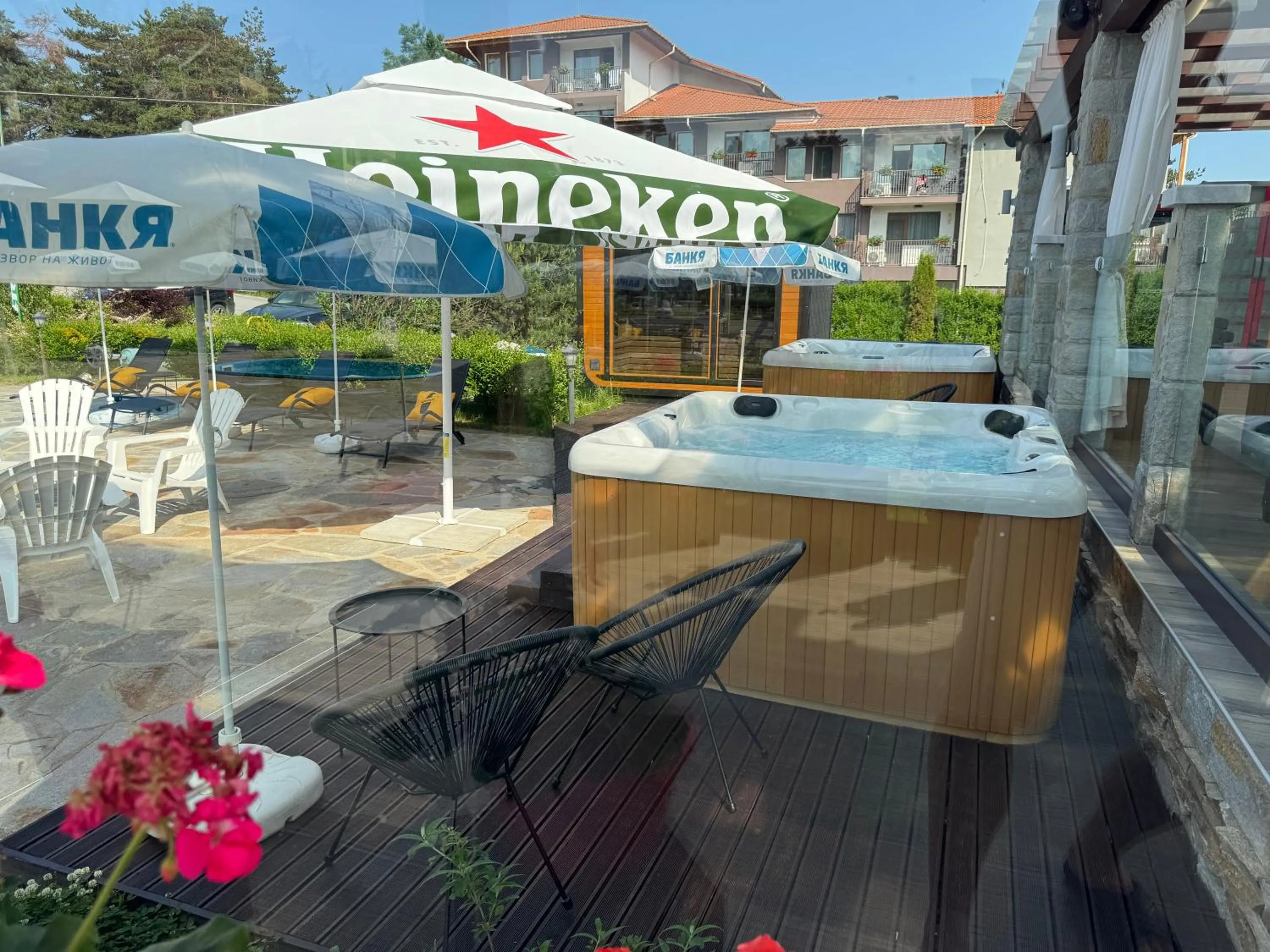 Hot Tub in Family Hotel Eterno