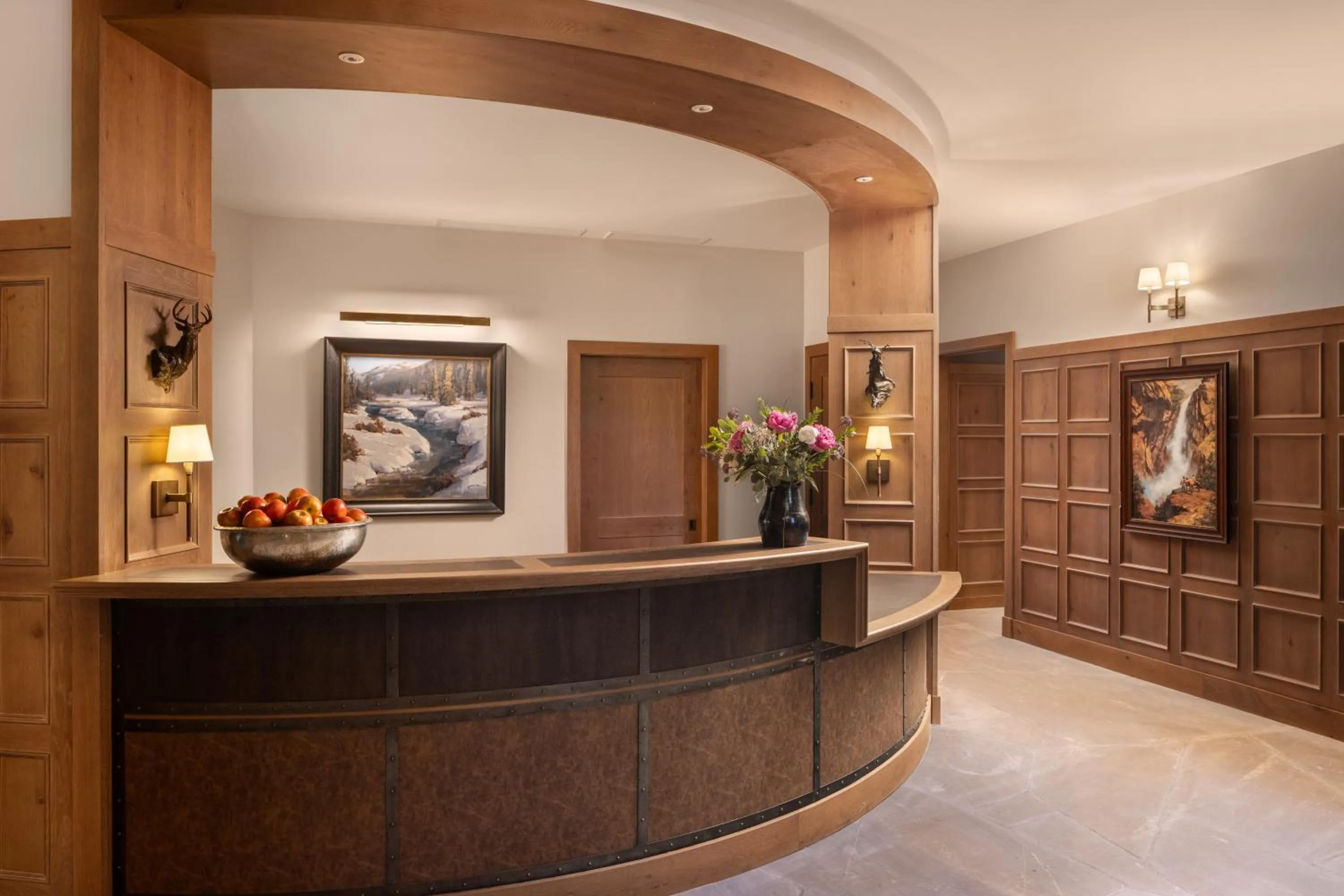 Lobby or reception in The Rusty Parrot Lodge and Spa